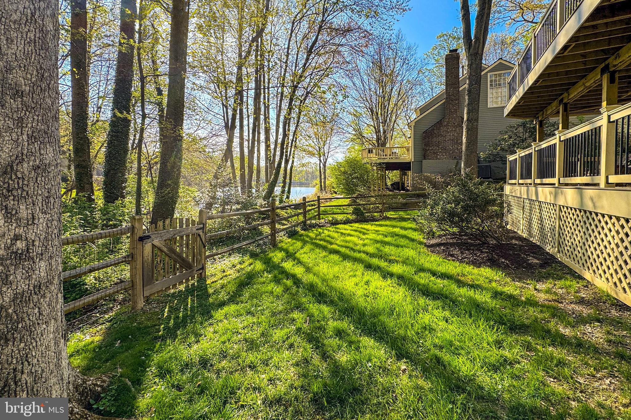RESTON - Residential