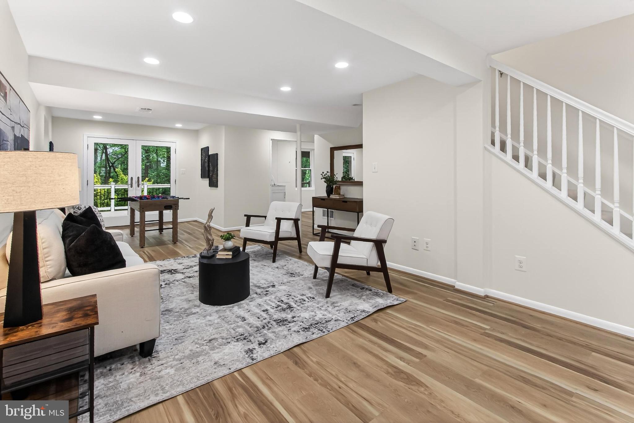 RESTON - Residential