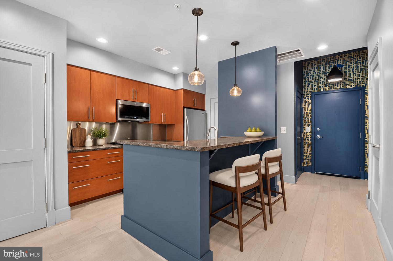 2100 11TH STREET NW 102