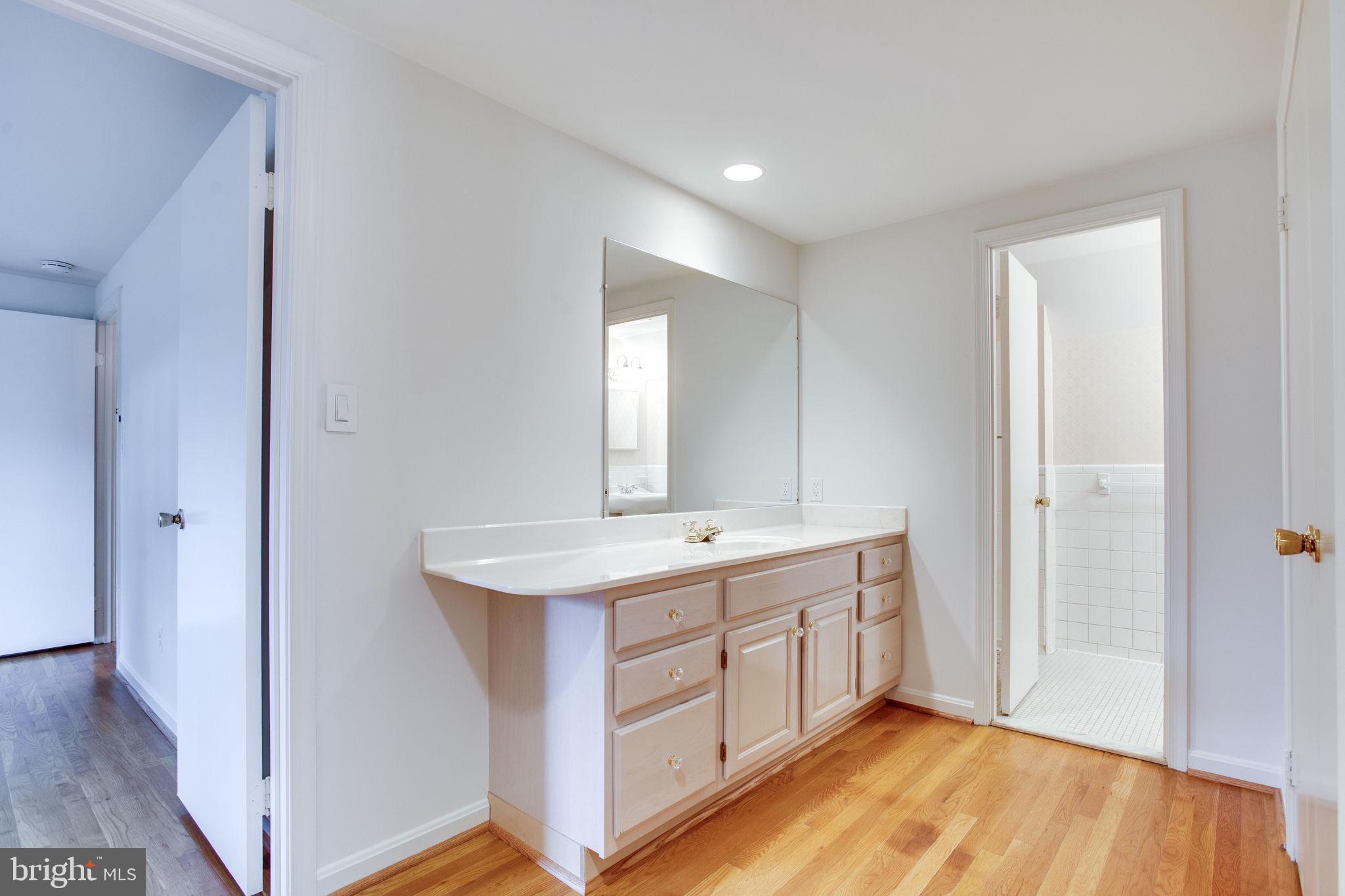 OLD FARM - Residential