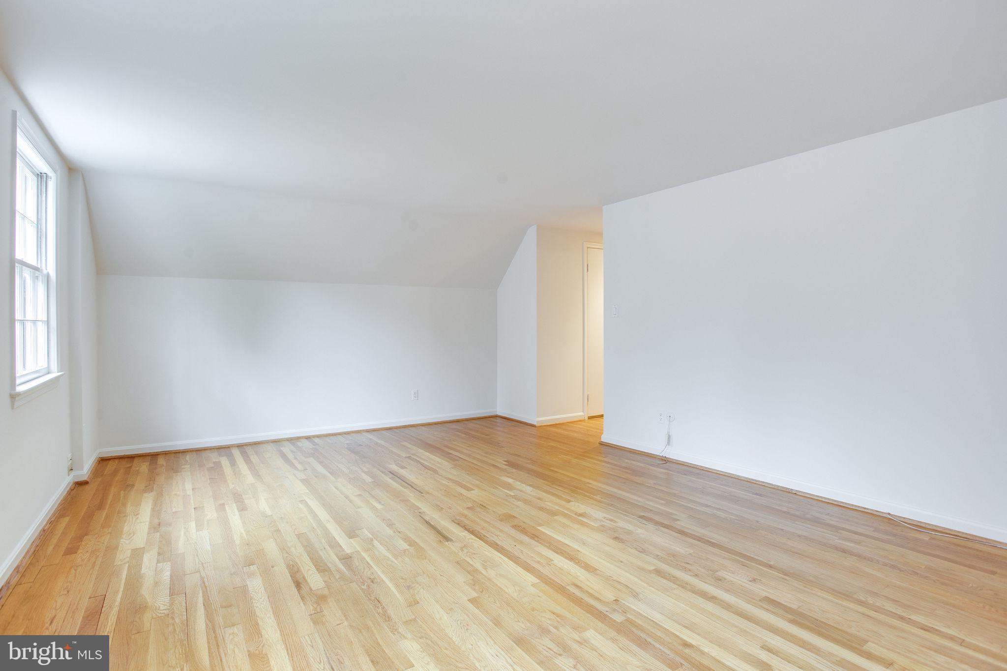 OLD FARM - Residential