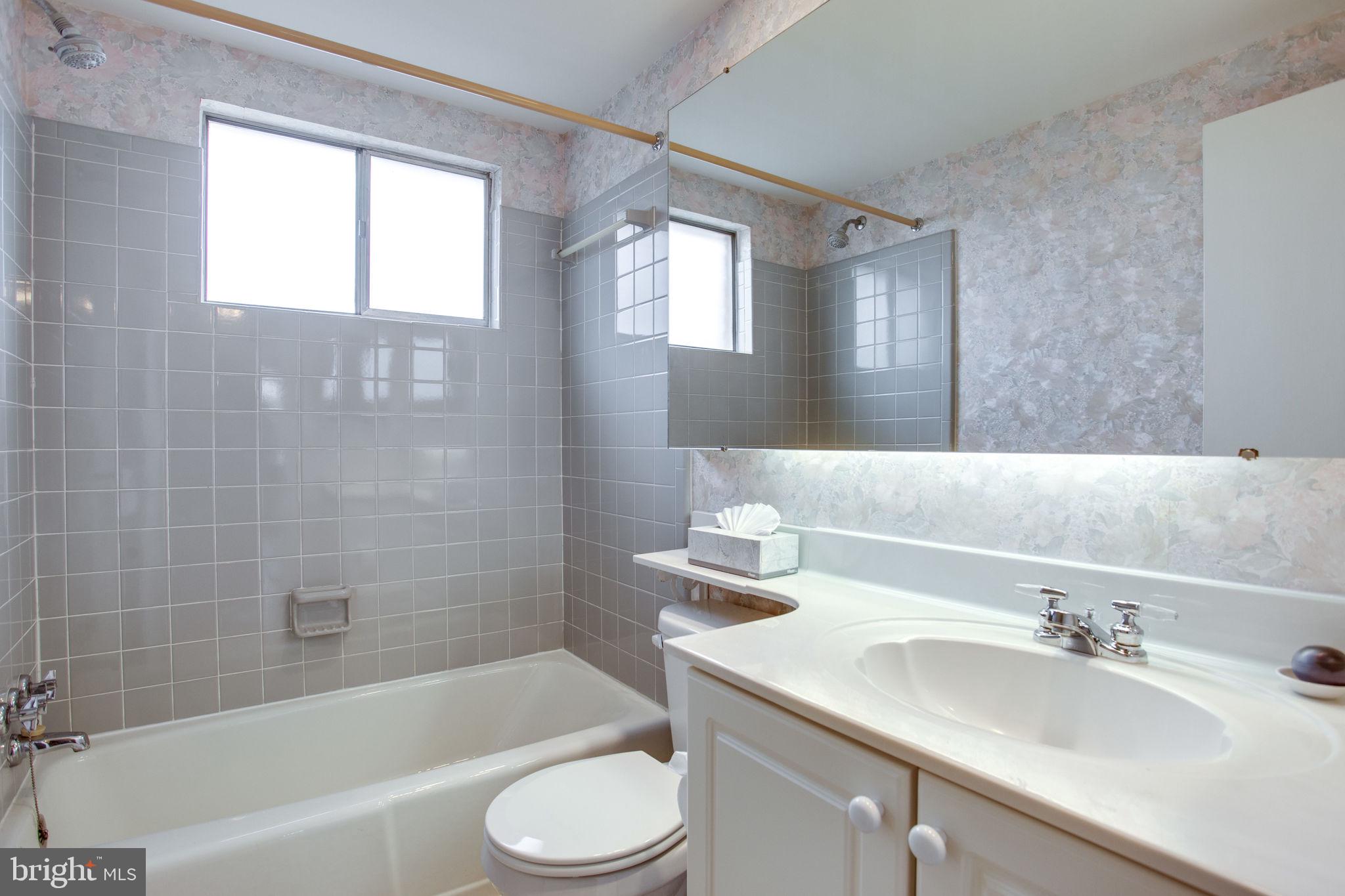 OLD FARM - Residential