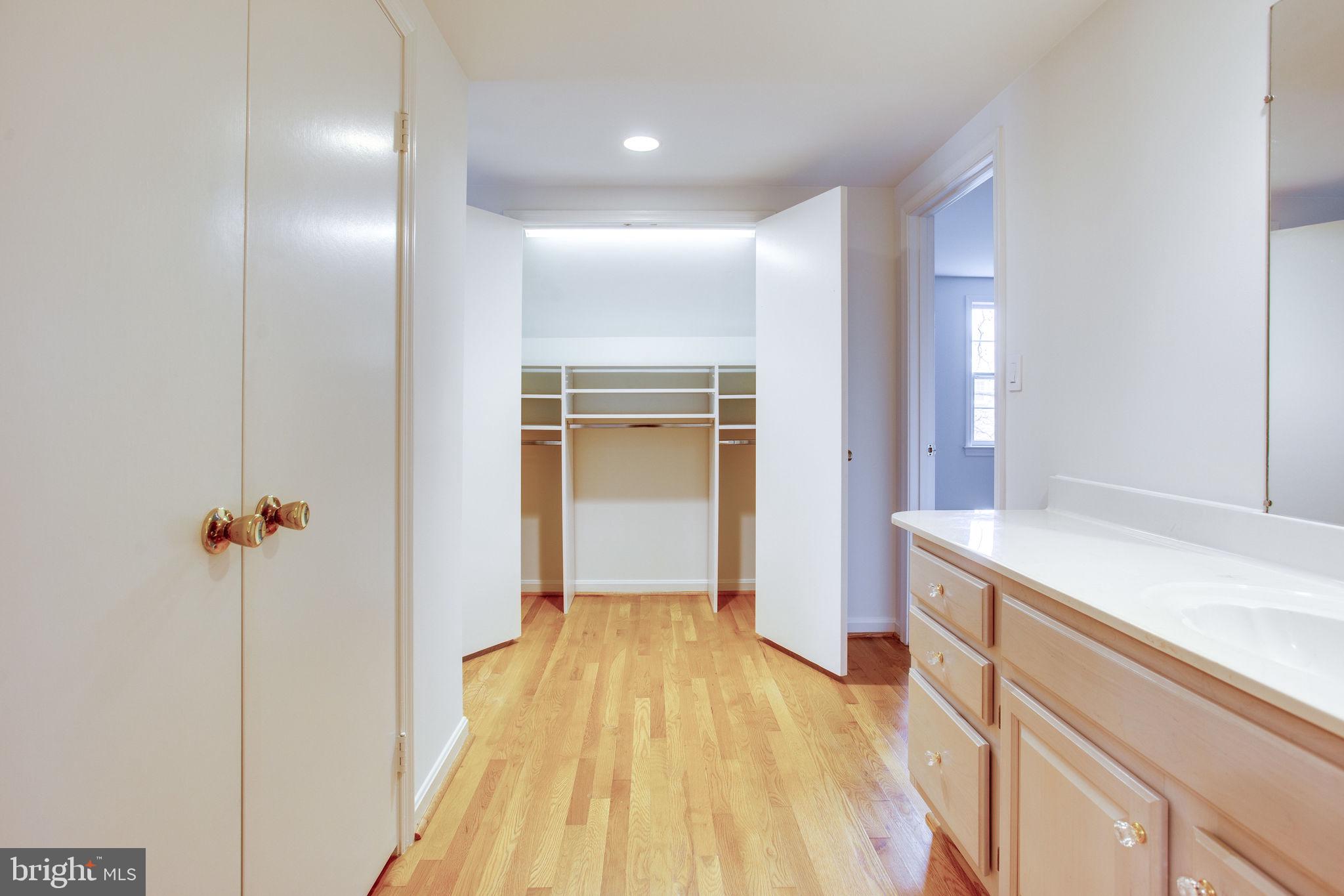 OLD FARM - Residential