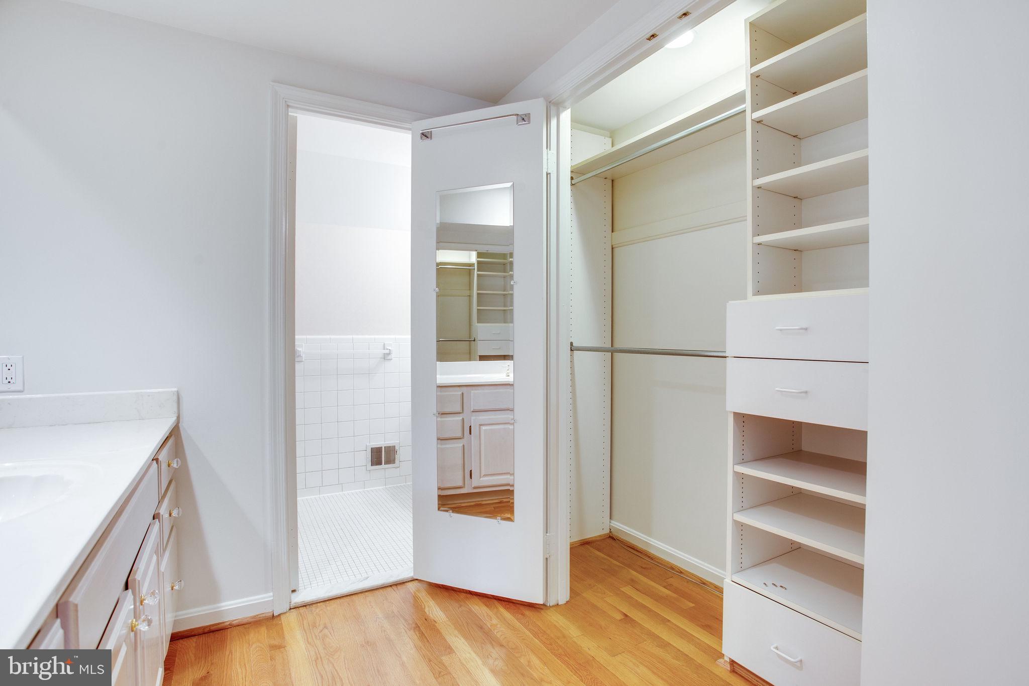 OLD FARM - Residential