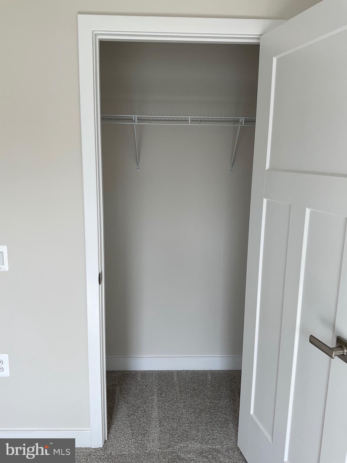 ALEXANDER'S CROSSING - Residential Lease