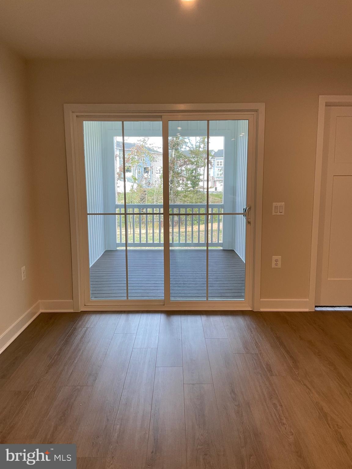 ALEXANDER'S CROSSING - Residential Lease