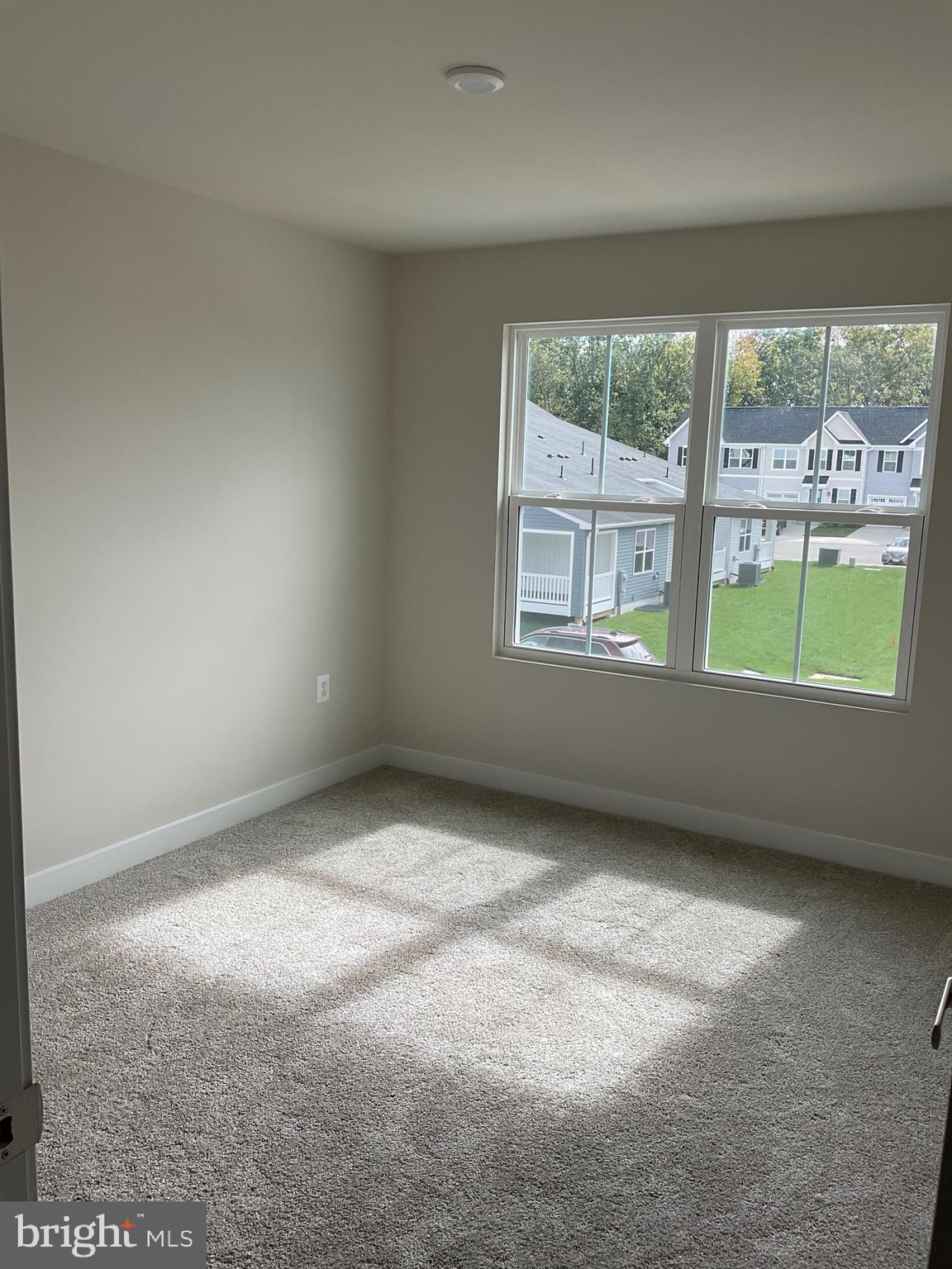 ALEXANDER'S CROSSING - Residential Lease