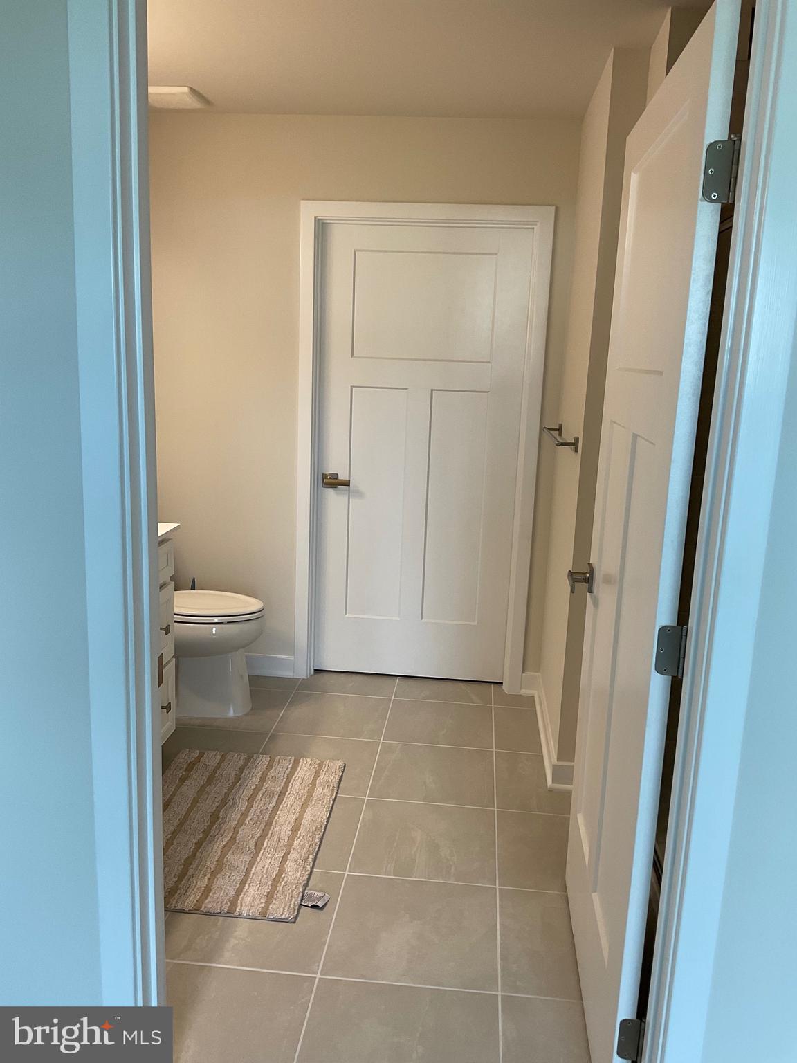 ALEXANDER'S CROSSING - Residential Lease