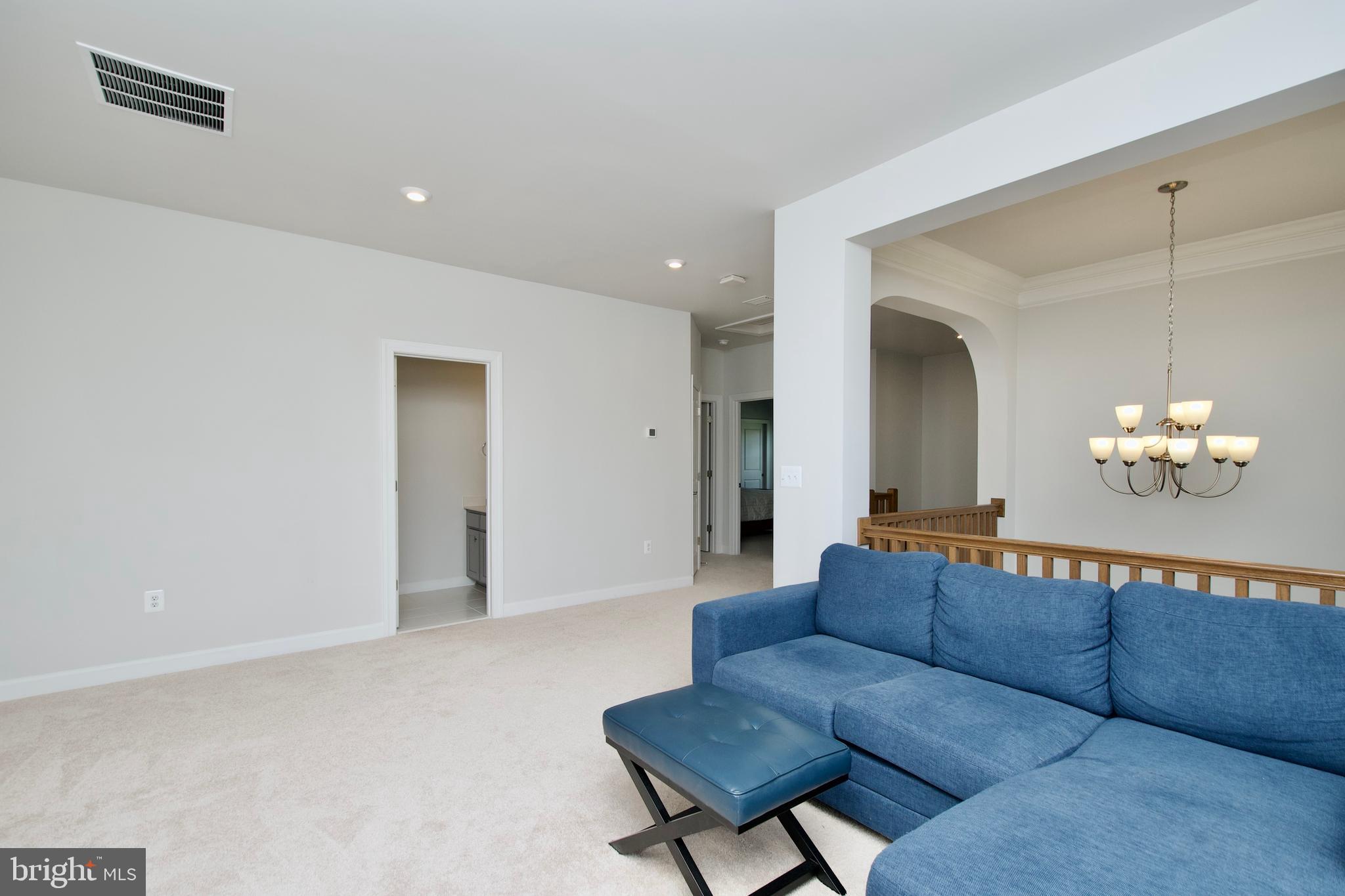 LIBERTY HALL - Residential