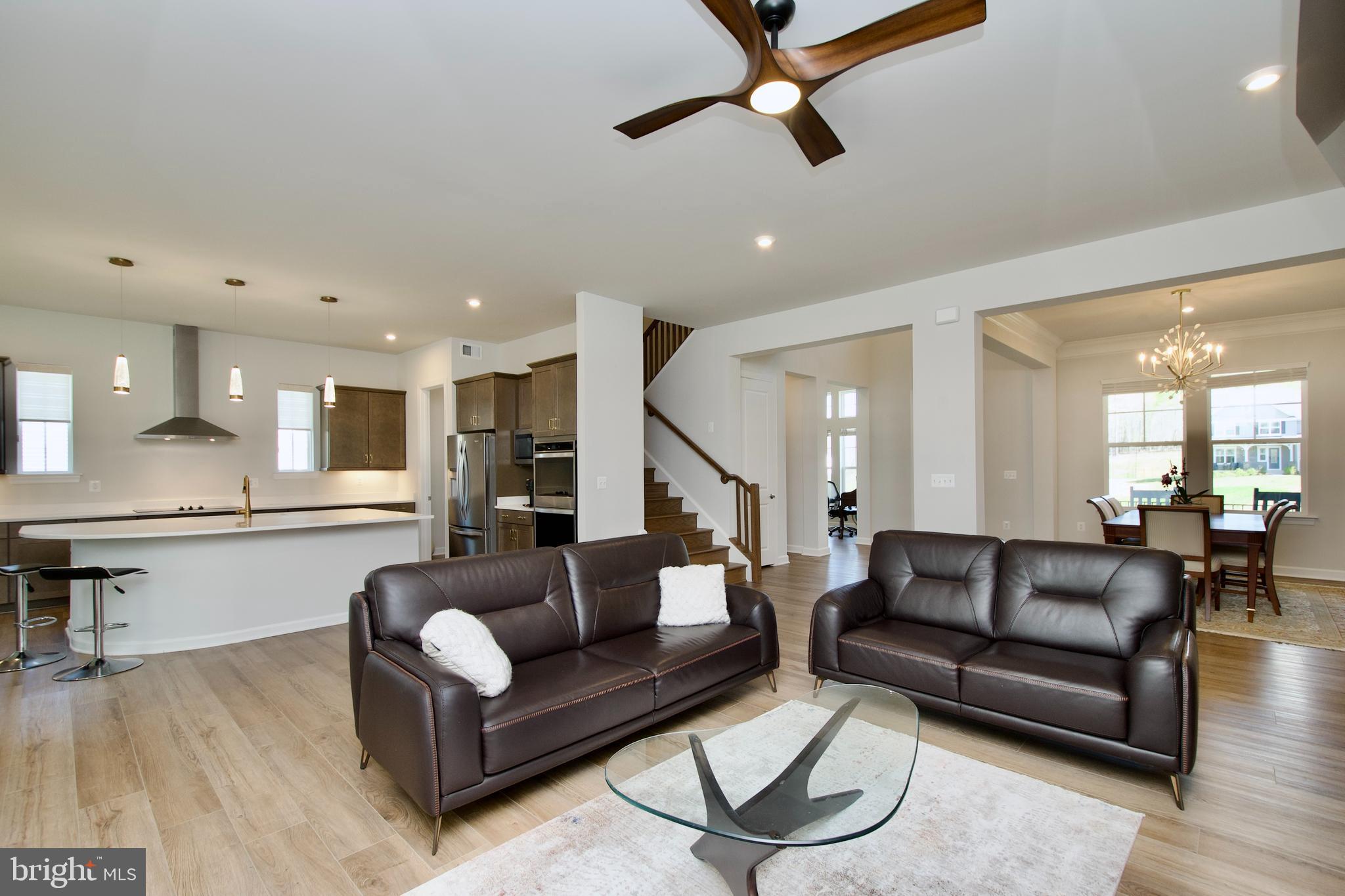 LIBERTY HALL - Residential