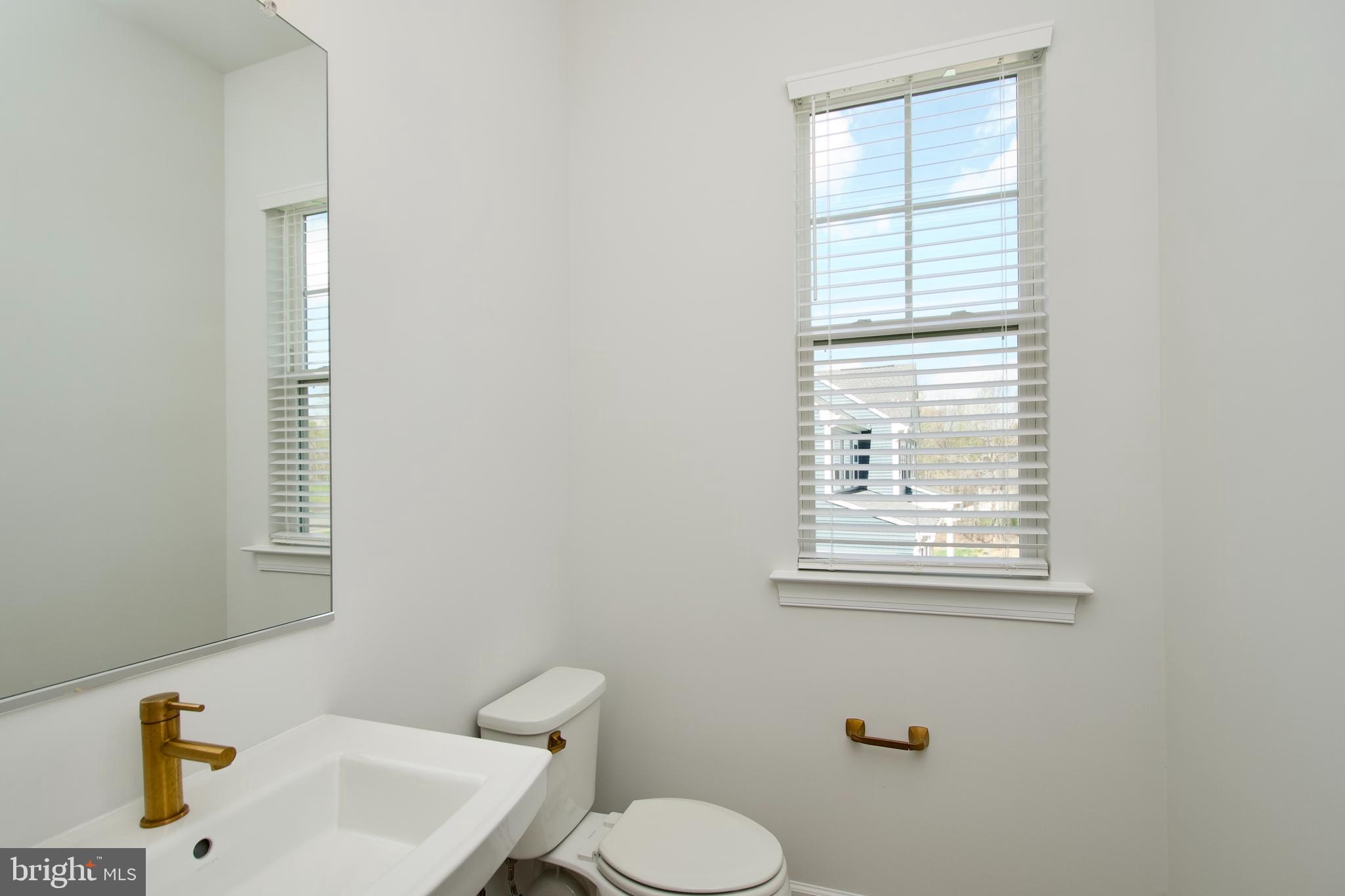 LIBERTY HALL - Residential