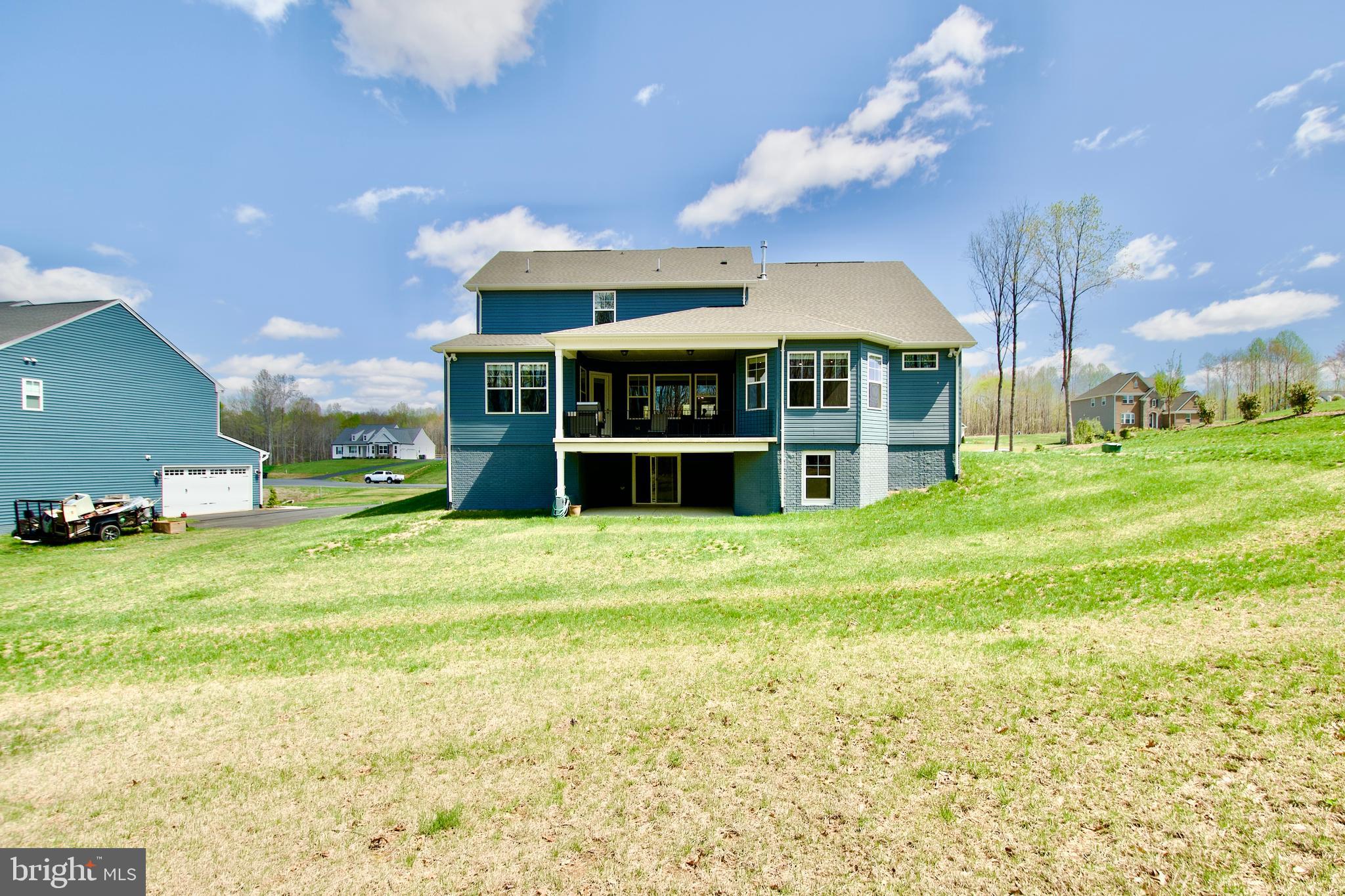 LIBERTY HALL - Residential