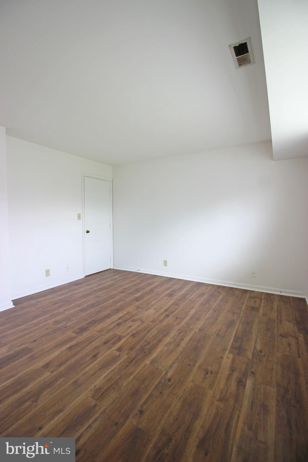 STAFFORD MEADOWS - Residential Lease