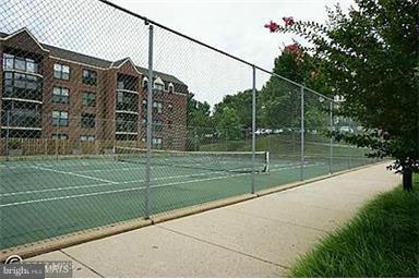 STAFFORD MEADOWS - Residential Lease