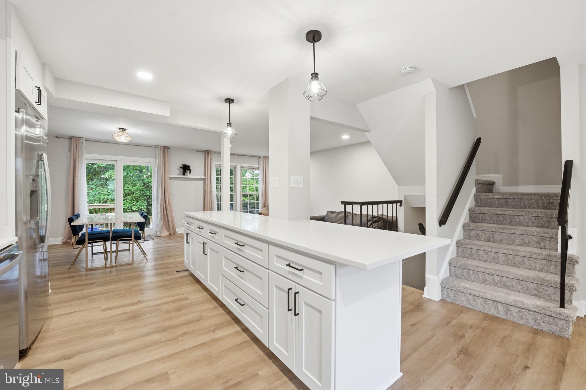 WOODLYNNE COMMUNITY - Residential