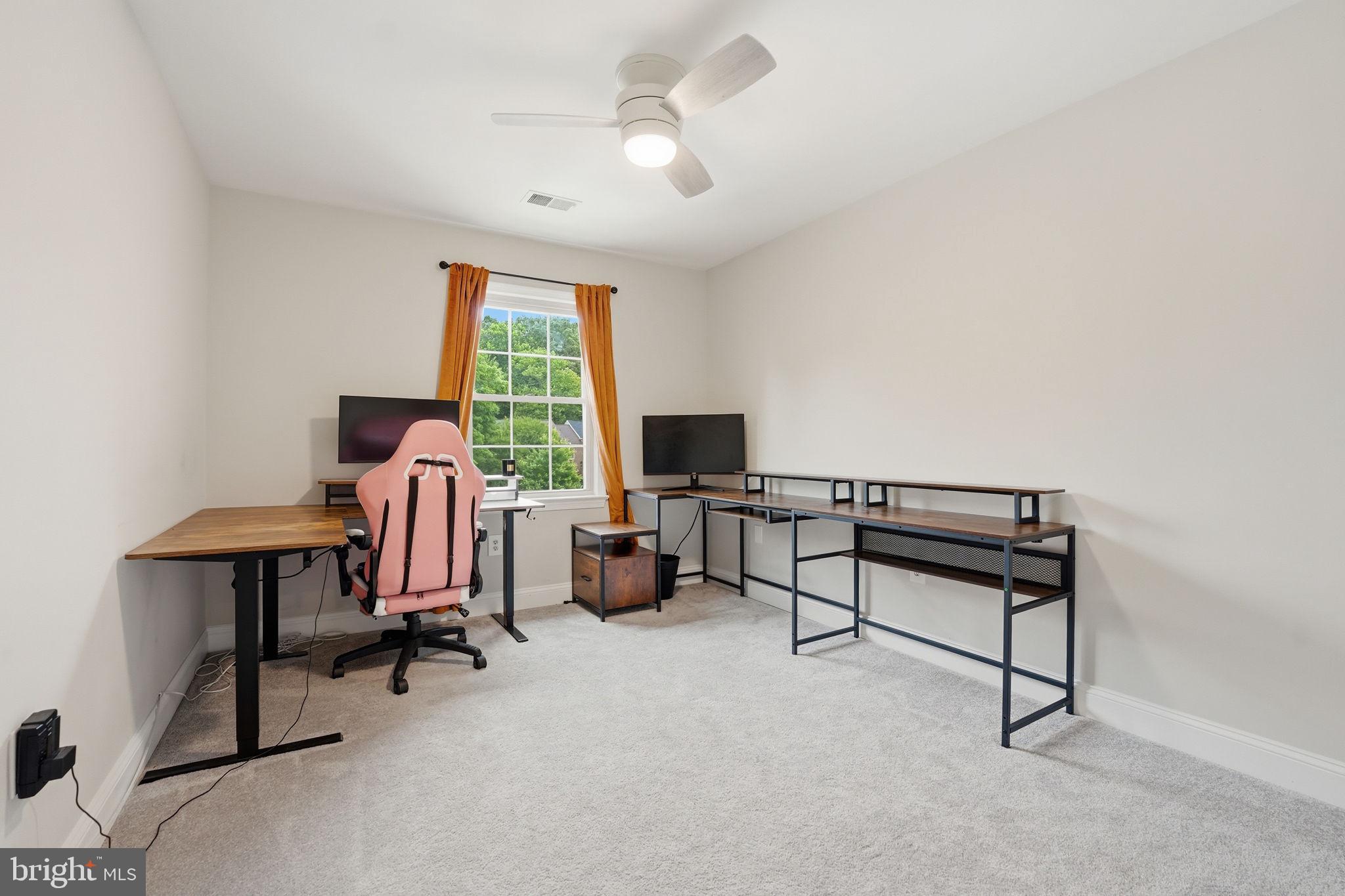 WOODLYNNE COMMUNITY - Residential