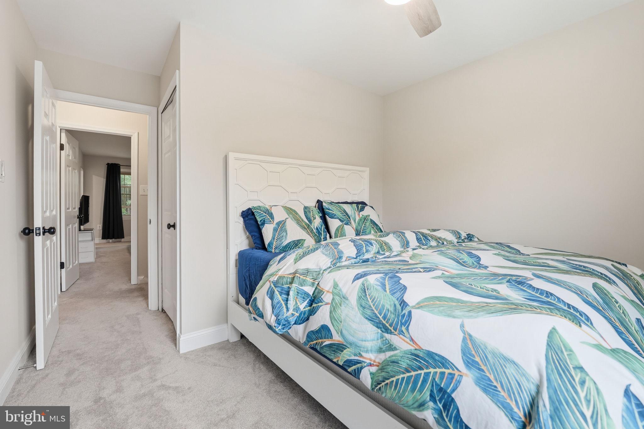 WOODLYNNE COMMUNITY - Residential