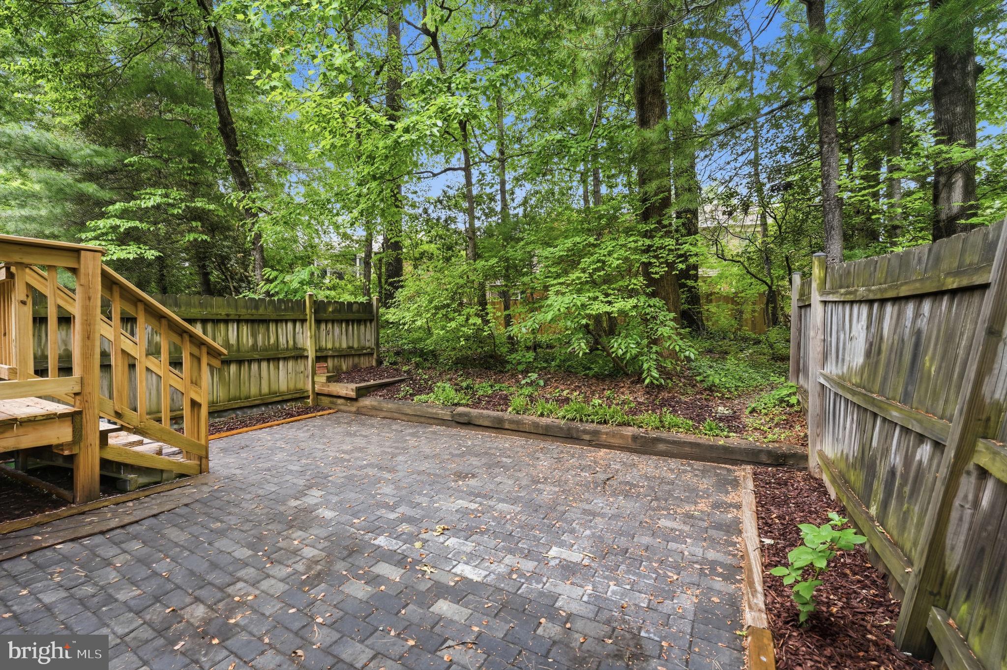 WOODLYNNE COMMUNITY - Residential
