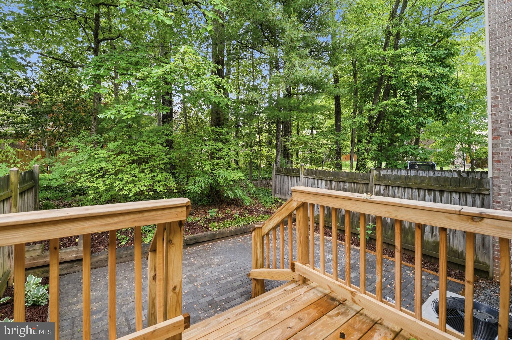 WOODLYNNE COMMUNITY - Residential