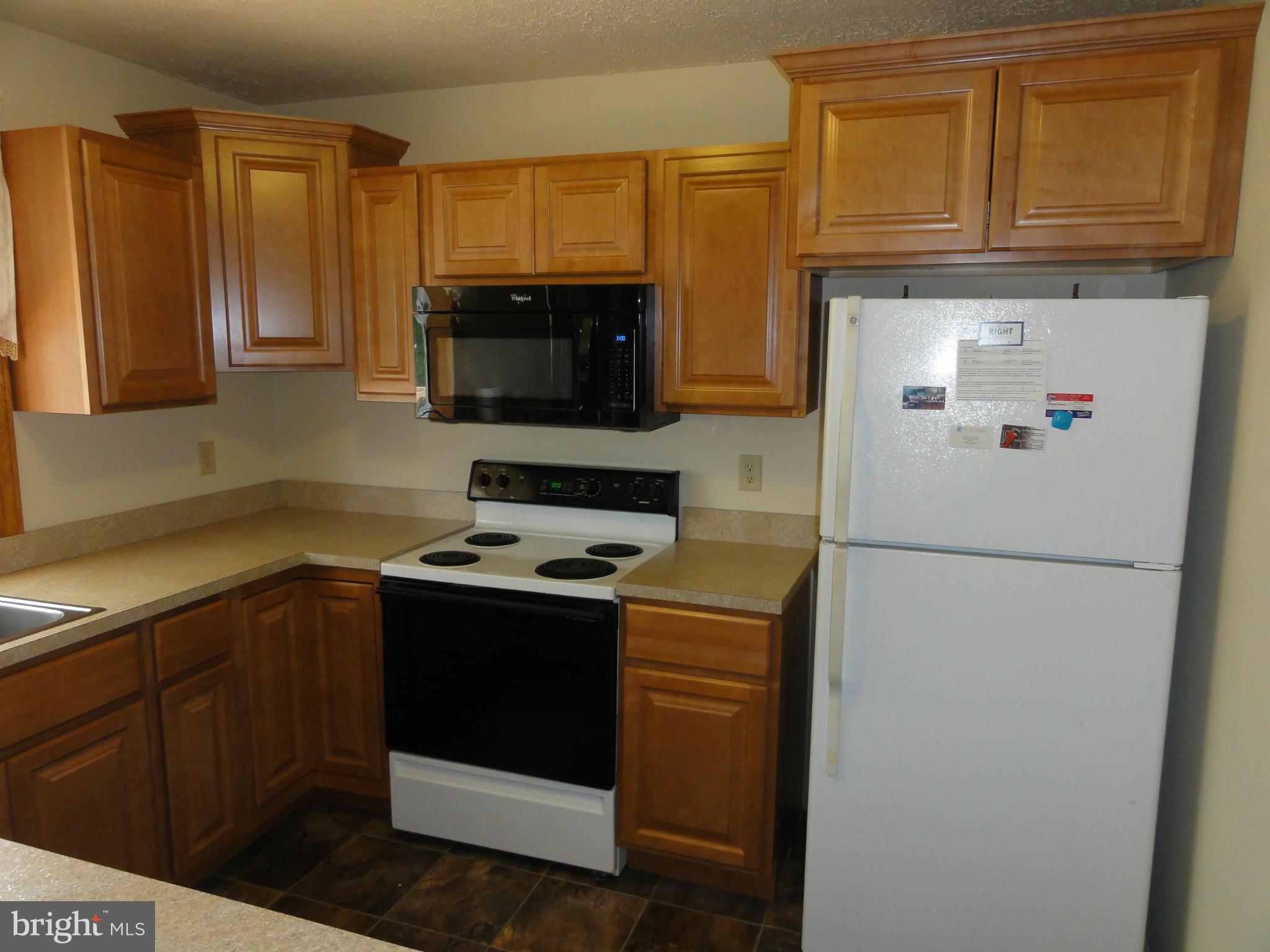 MAPLE GLEN ESTATES - Residential