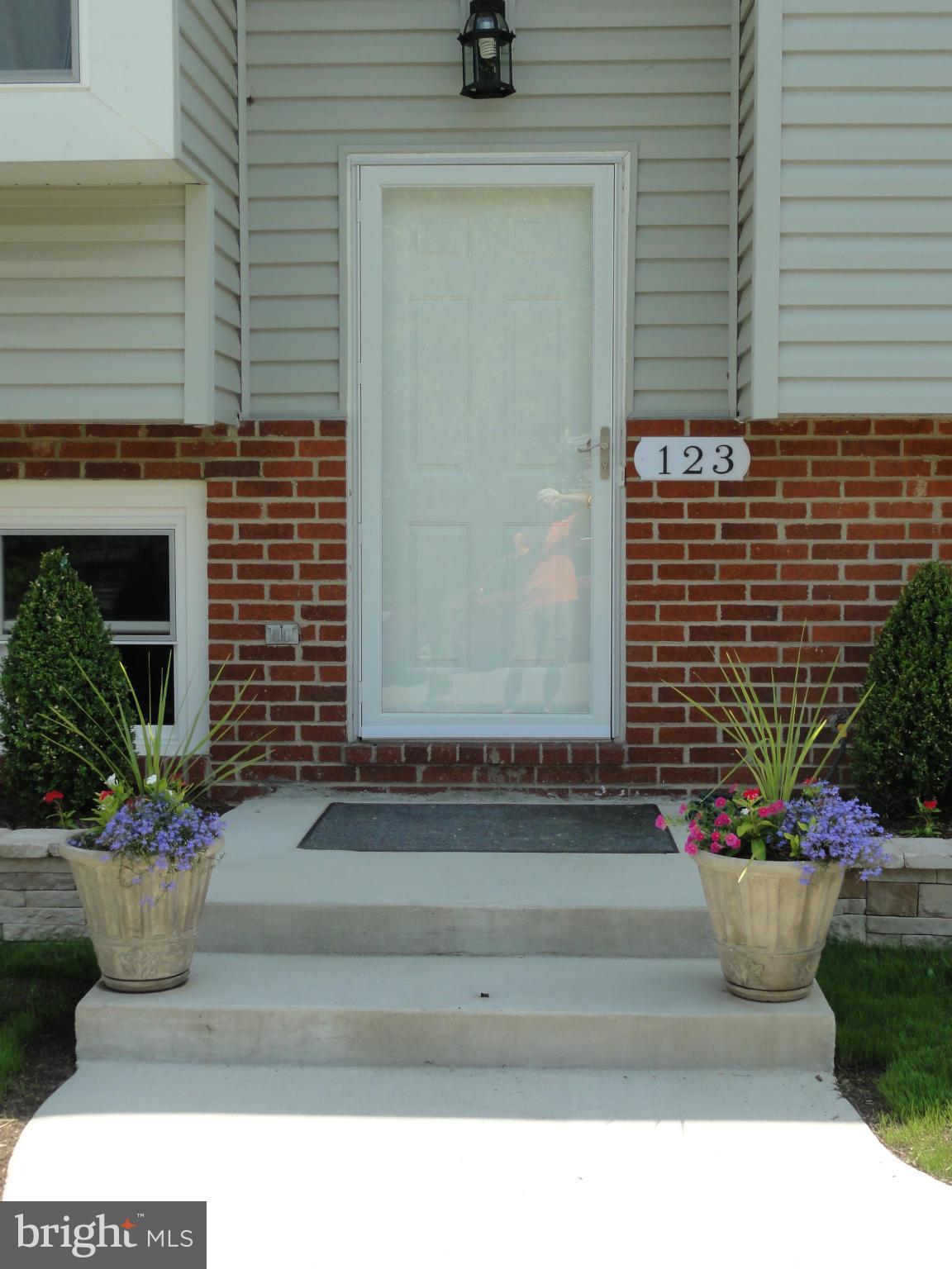 MAPLE GLEN ESTATES - Residential