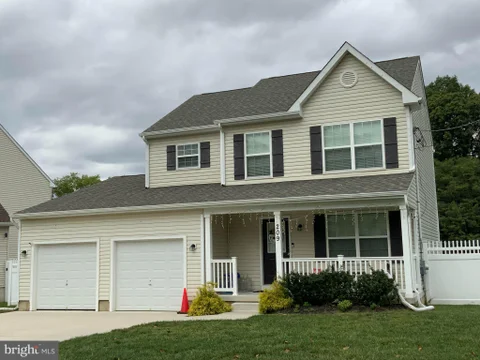MLS: NJCD2127002