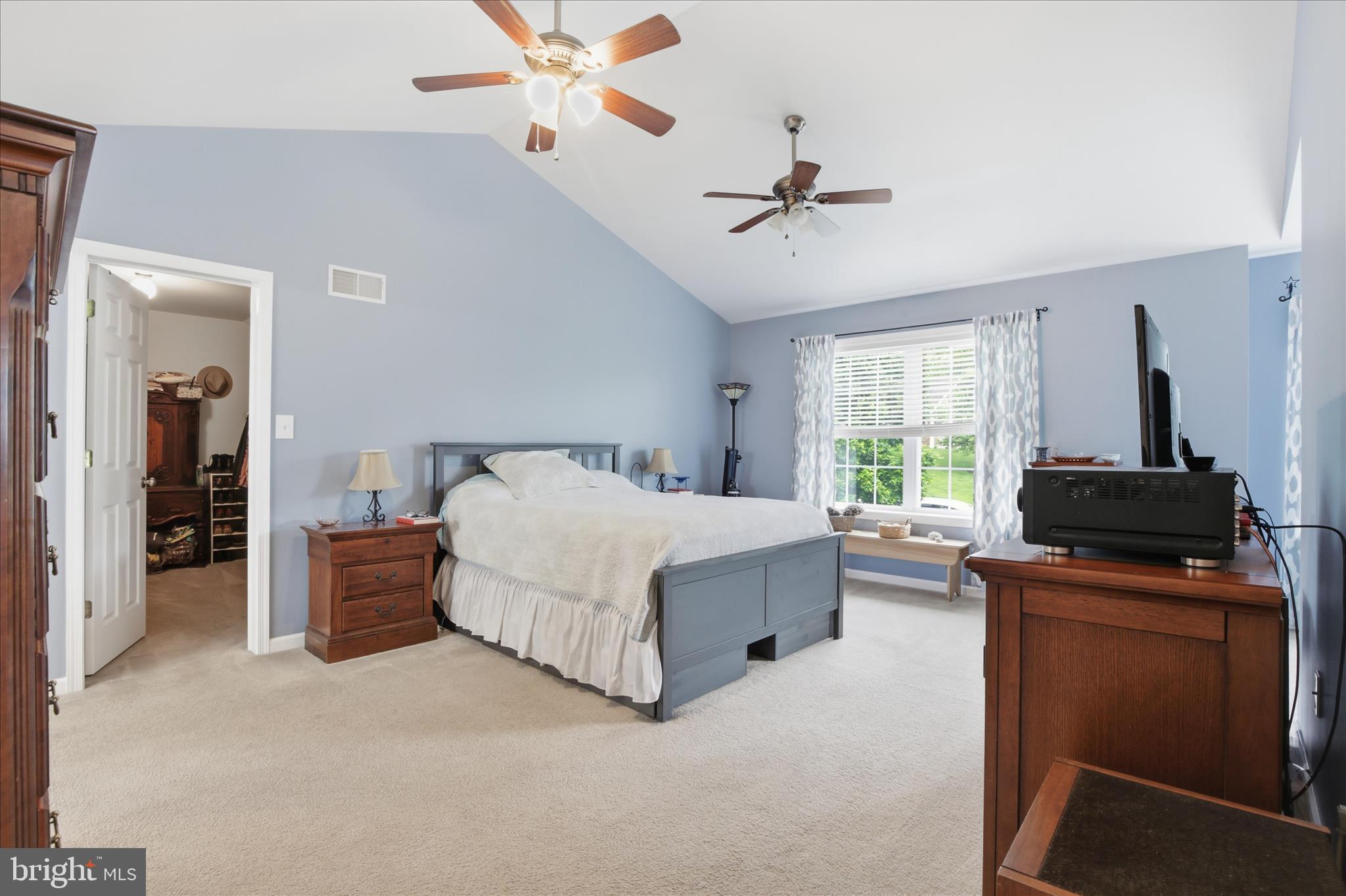 STONEMILL ACRES - Residential