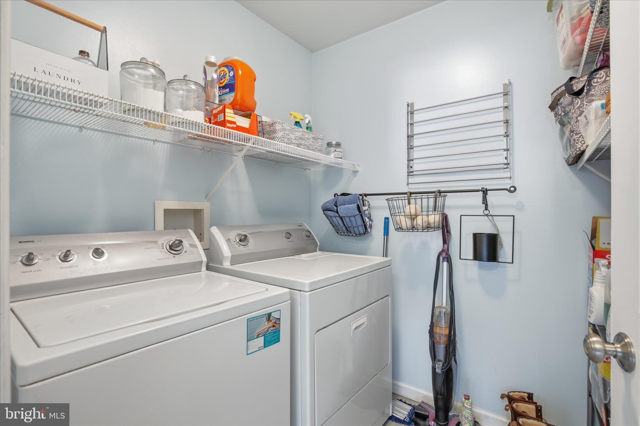 STONEMILL ACRES - Residential