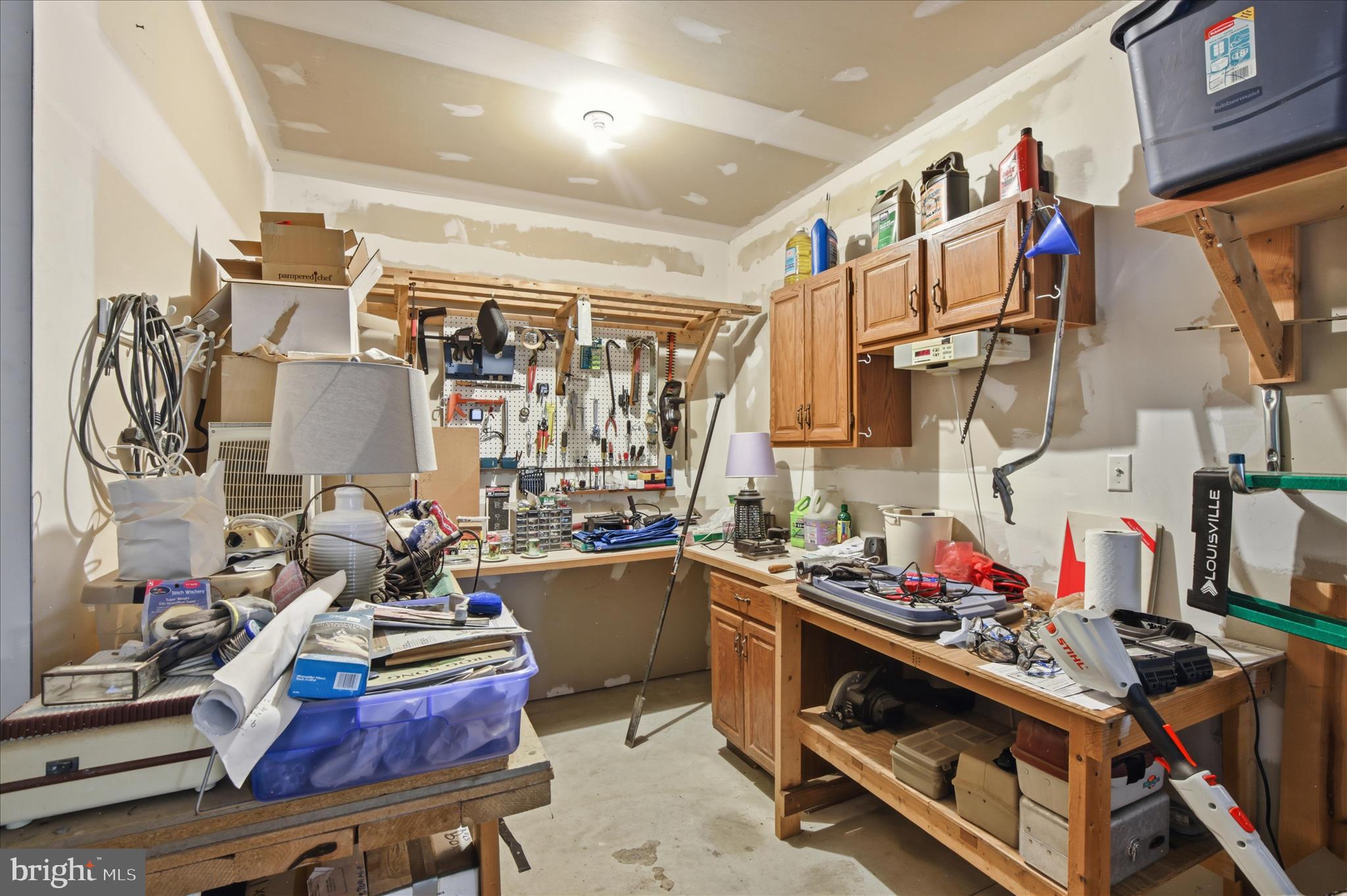 STONEMILL ACRES - Residential