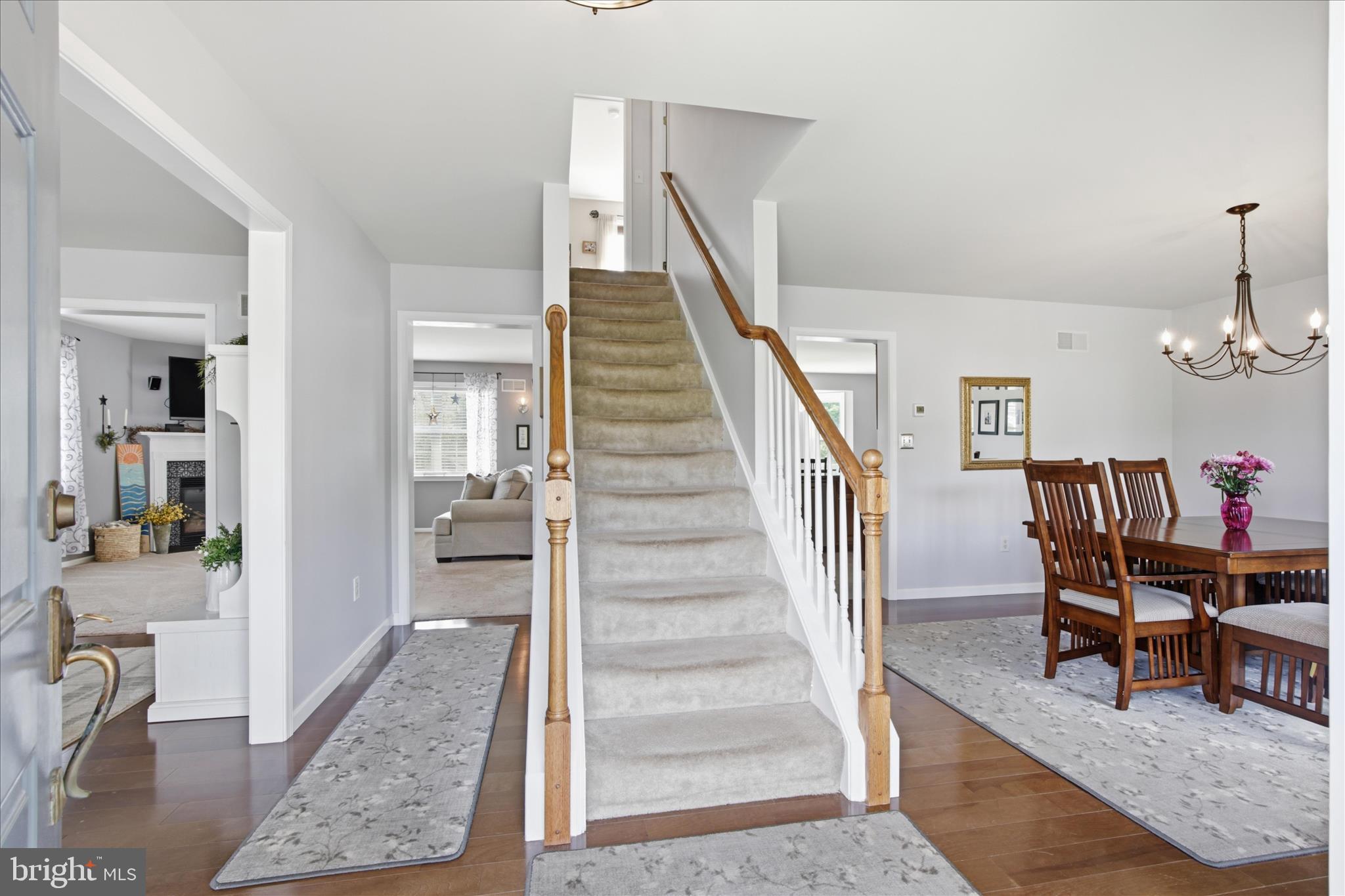 STONEMILL ACRES - Residential