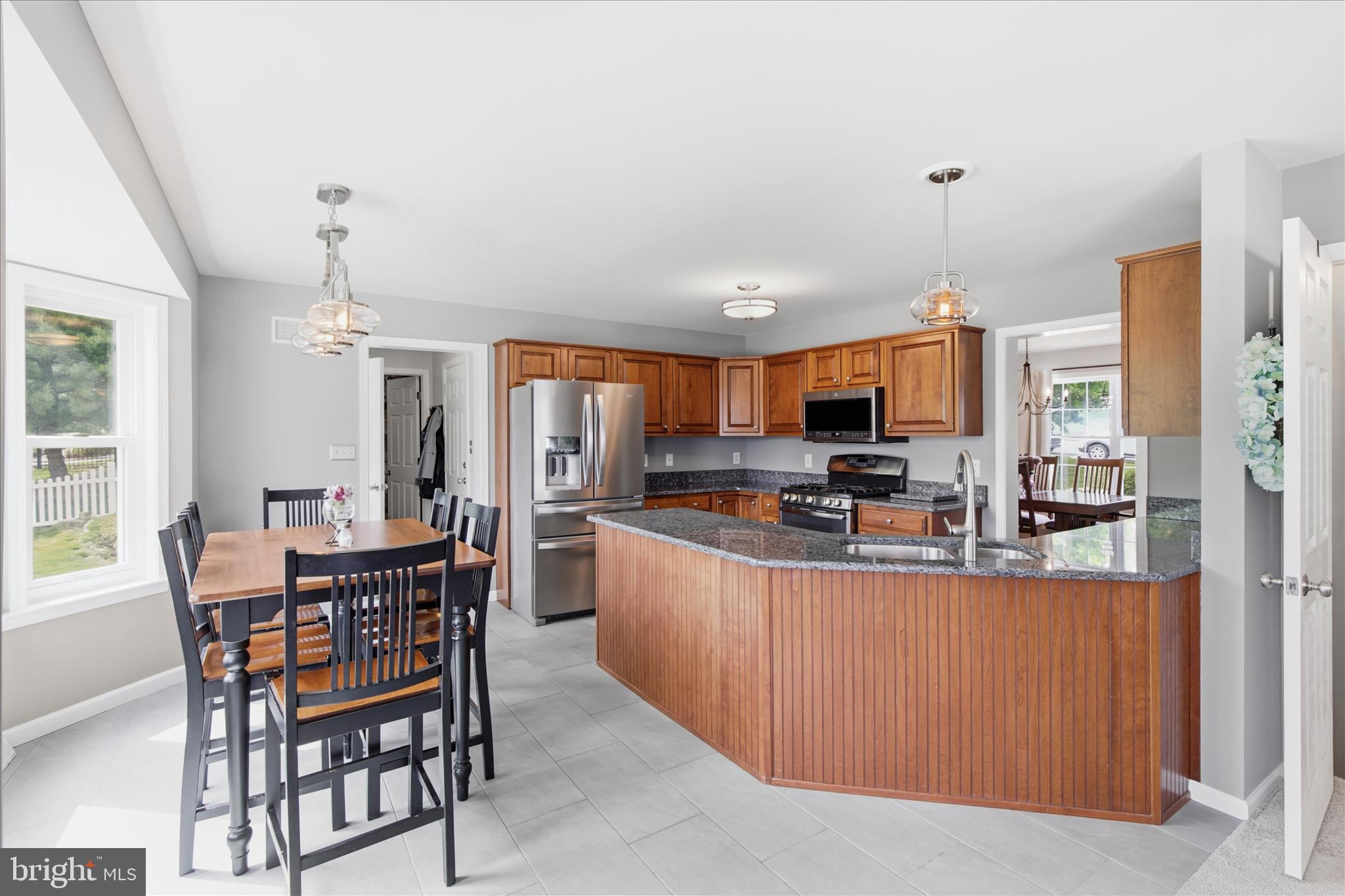 STONEMILL ACRES - Residential
