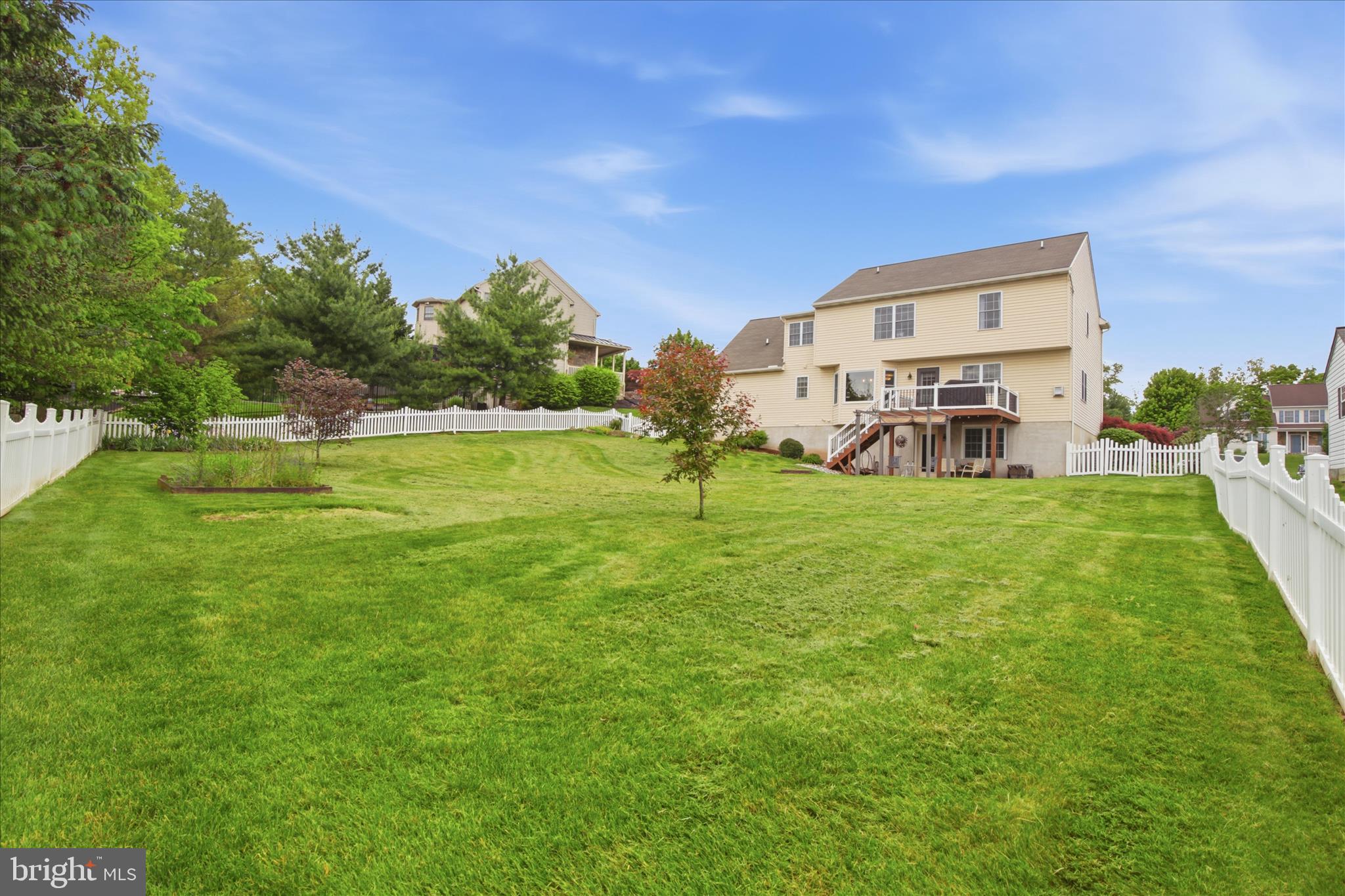 STONEMILL ACRES - Residential