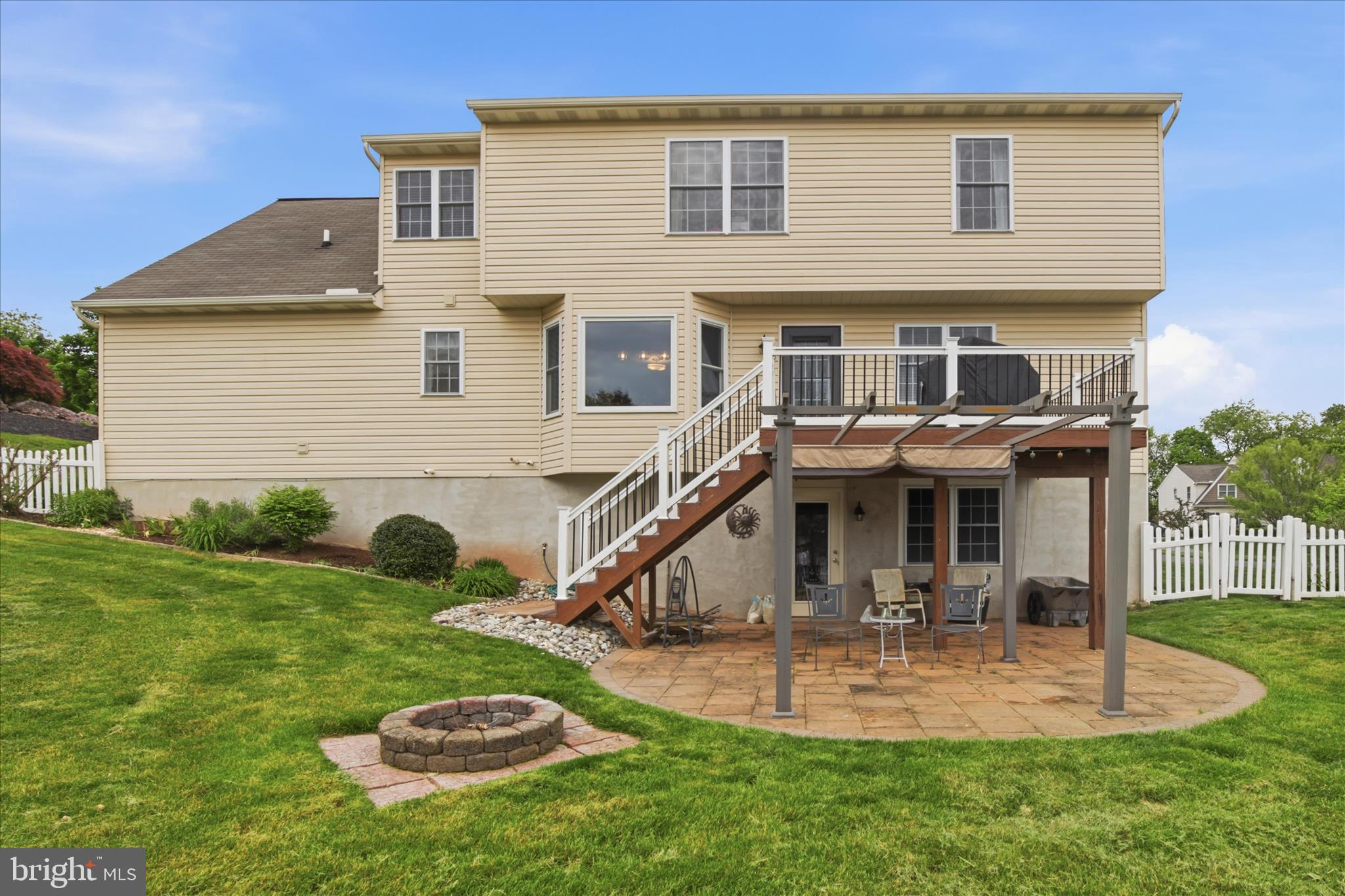 STONEMILL ACRES - Residential