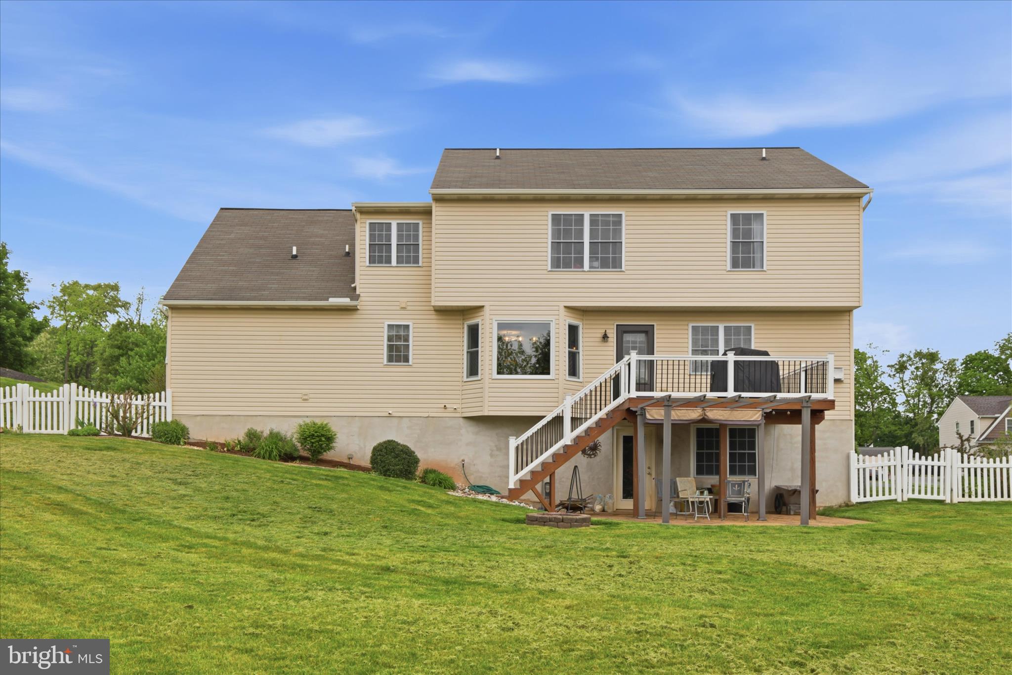 STONEMILL ACRES - Residential