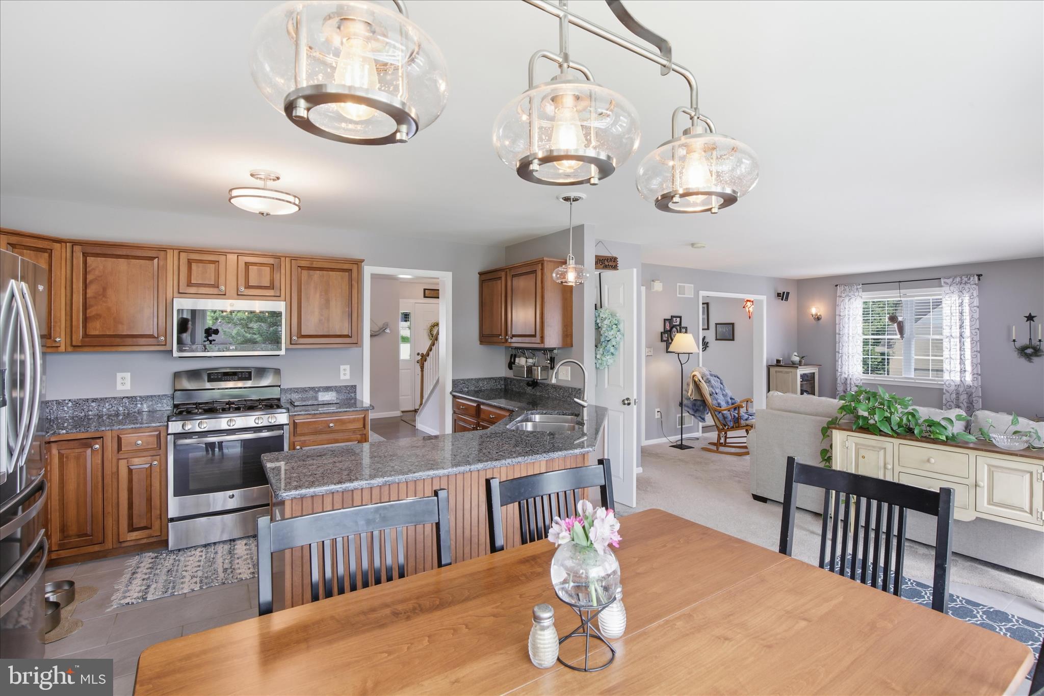 STONEMILL ACRES - Residential