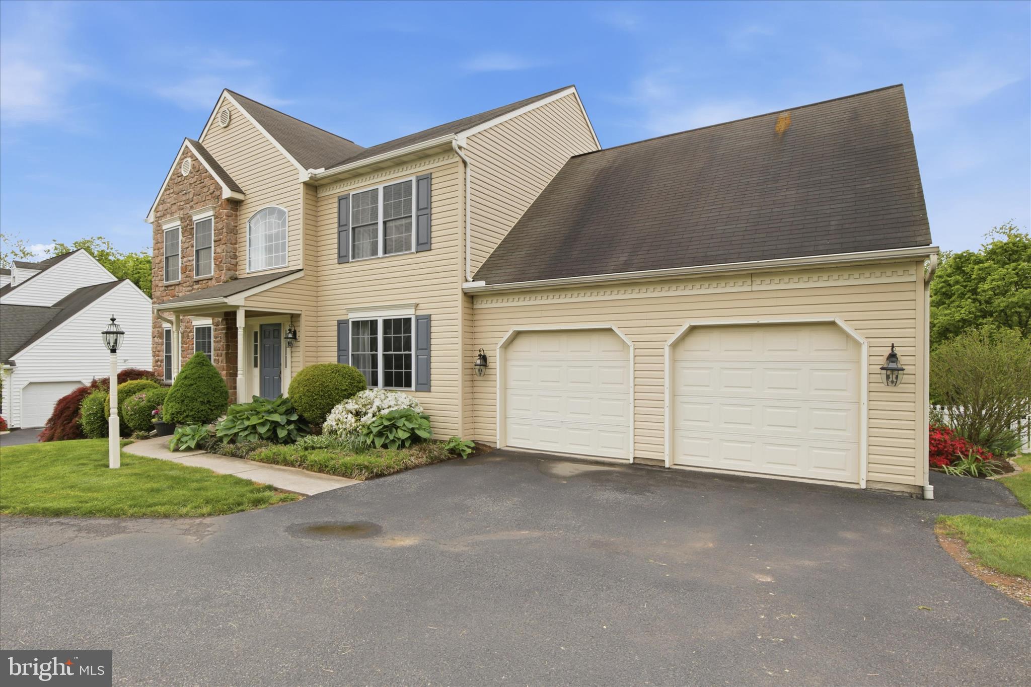 STONEMILL ACRES - Residential