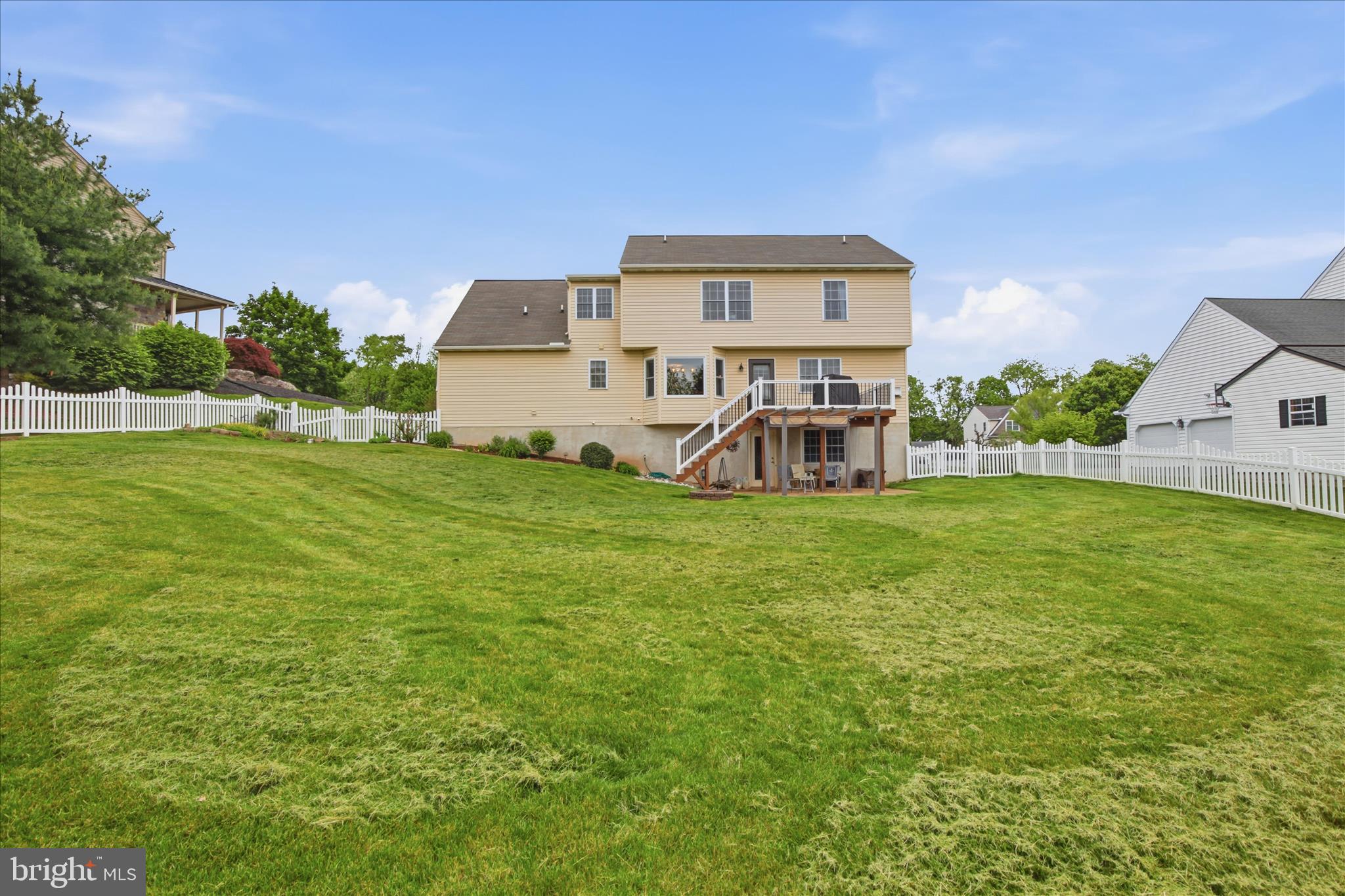 STONEMILL ACRES - Residential
