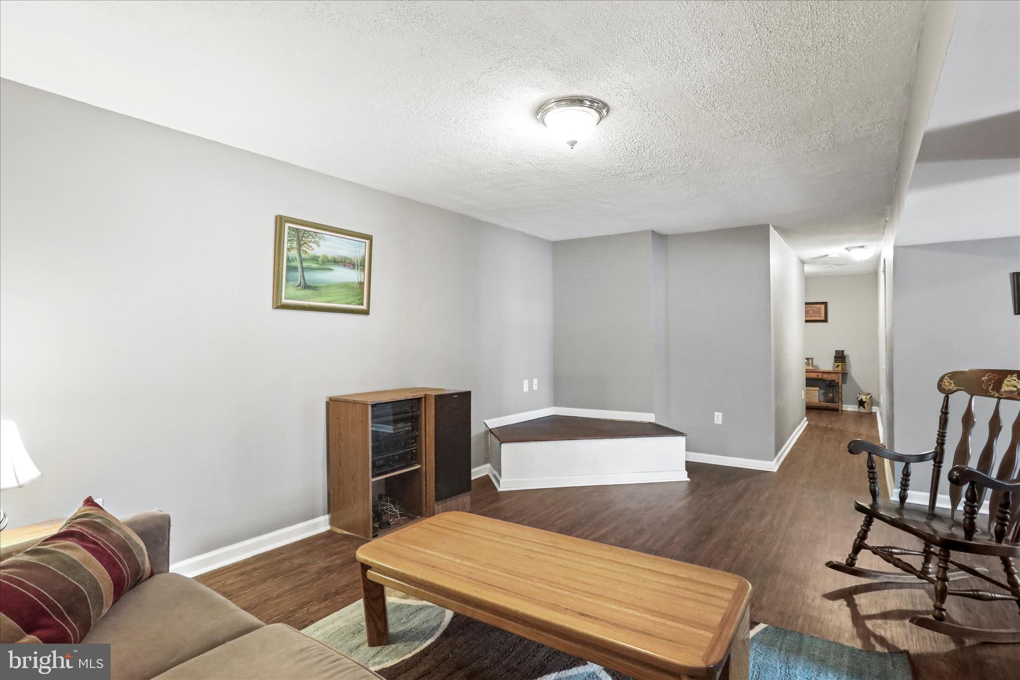 BRIAR RUN - Residential