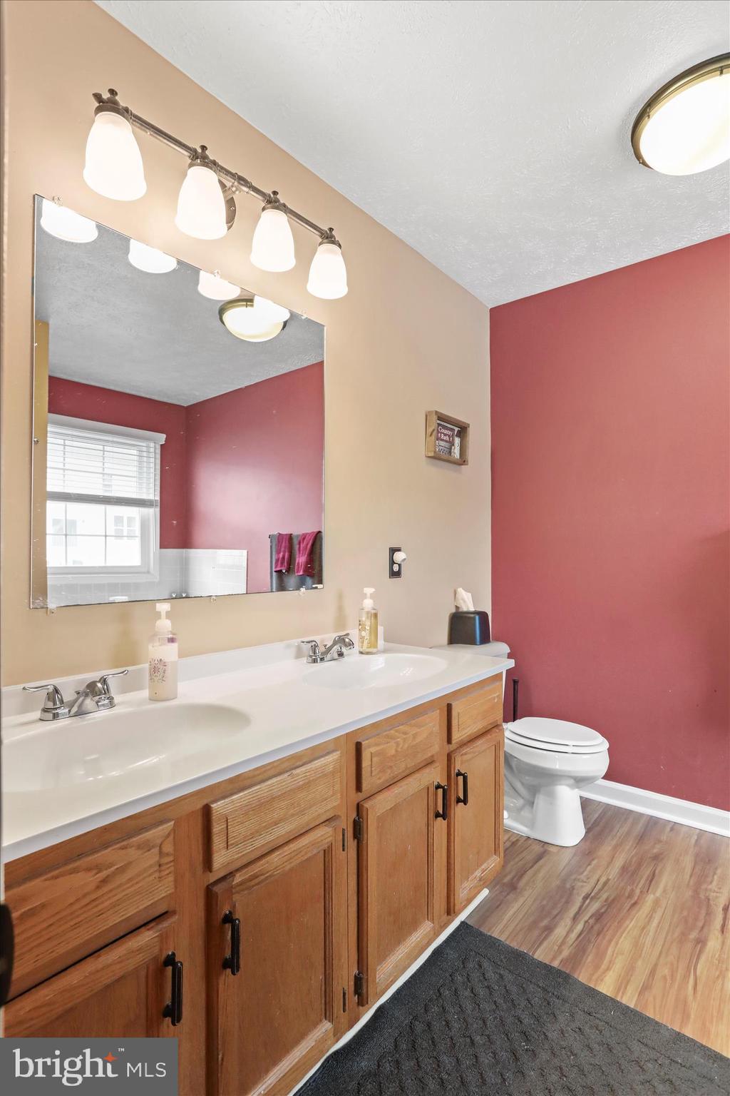 BRIAR RUN - Residential