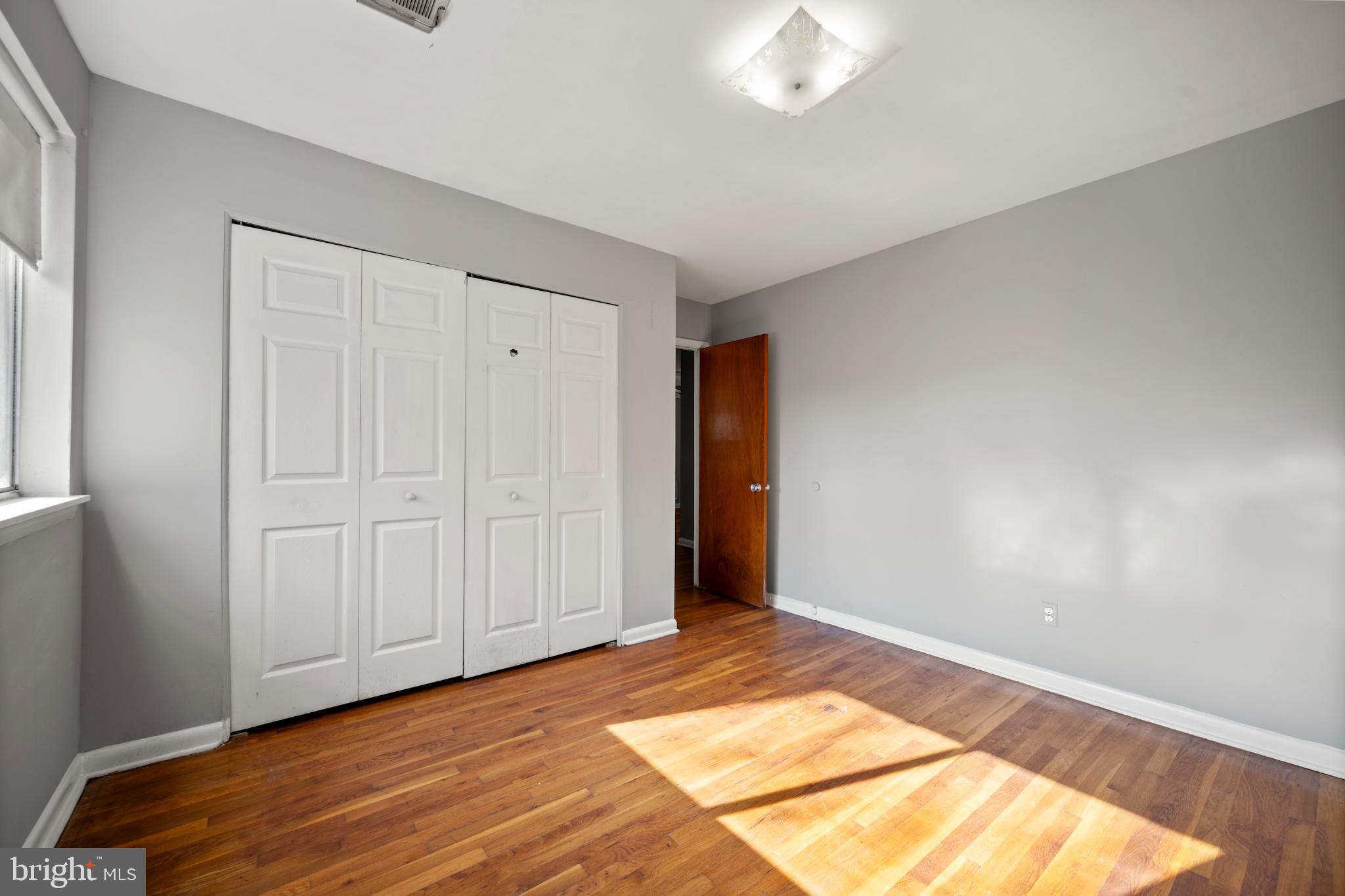 REISTERSTOWN STATION - Residential Lease