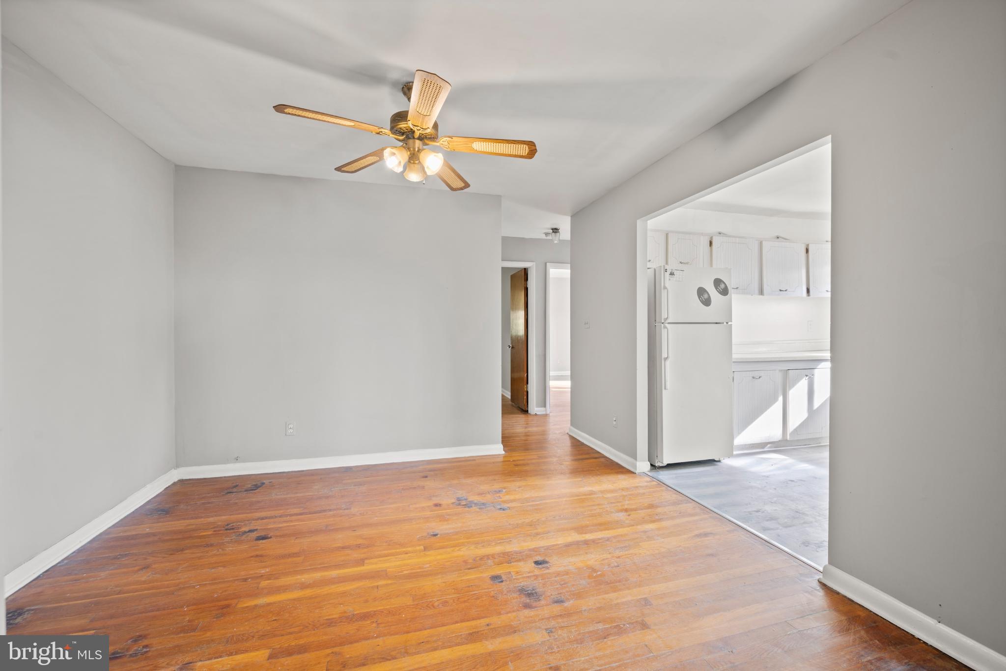 REISTERSTOWN STATION - Residential Lease