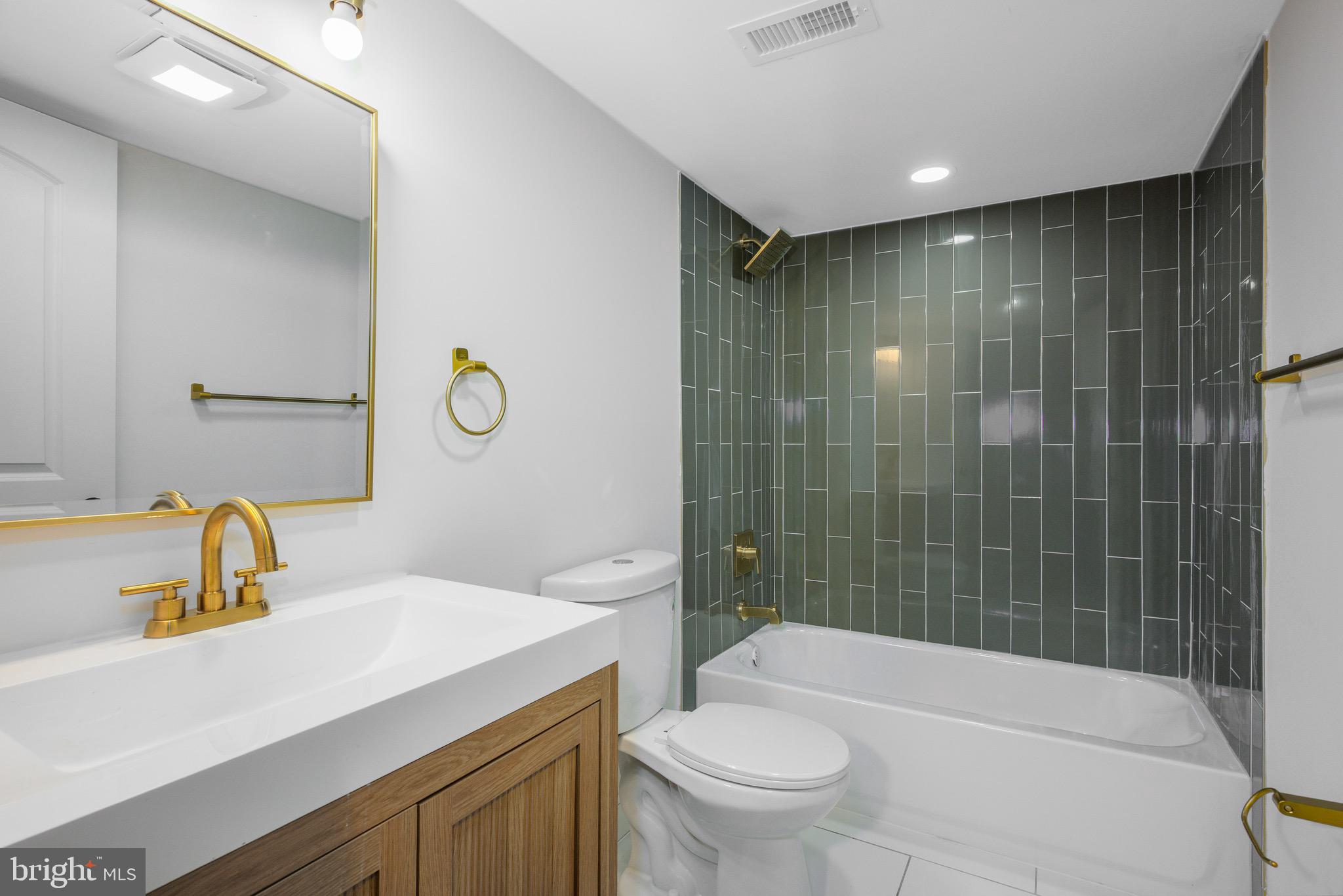 DISTRICT HEIGHTS - Residential