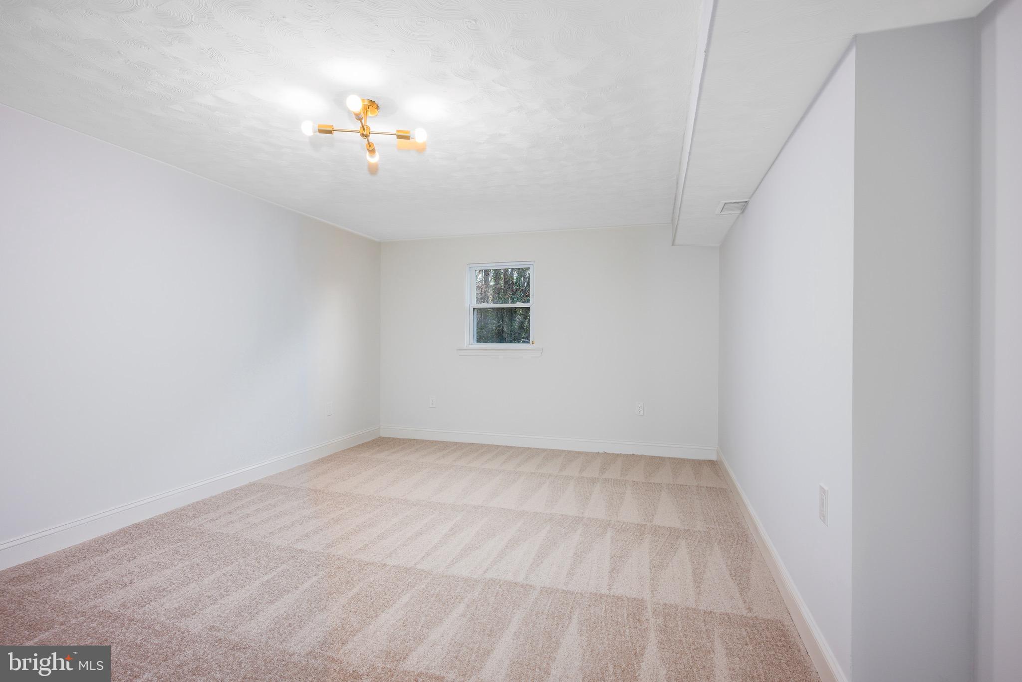 DISTRICT HEIGHTS - Residential