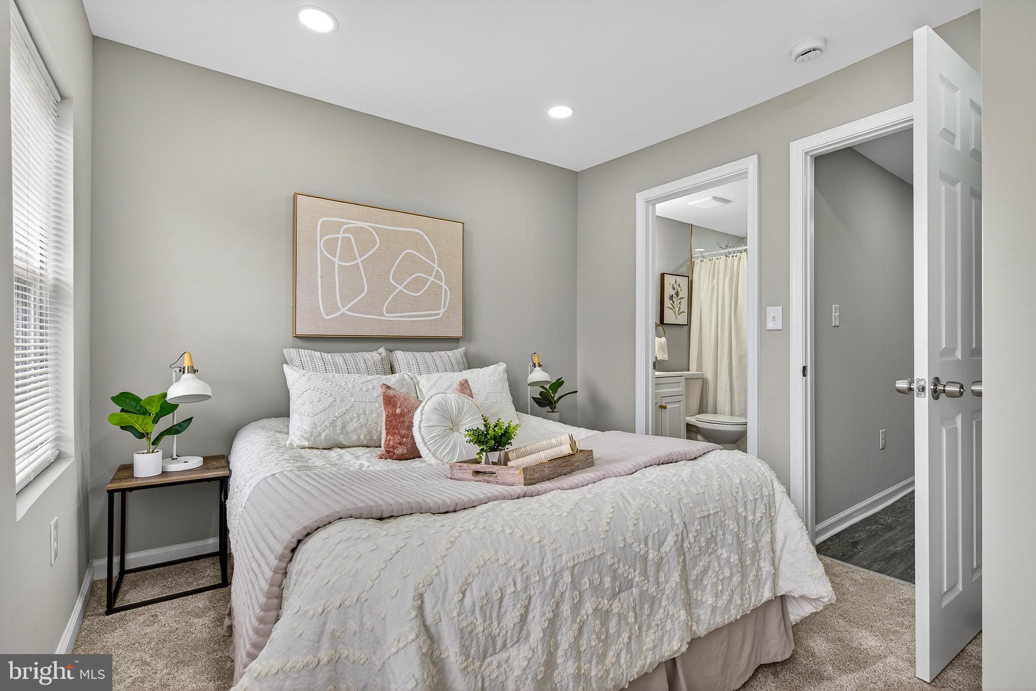 CARROLLTON RIDGE - Residential