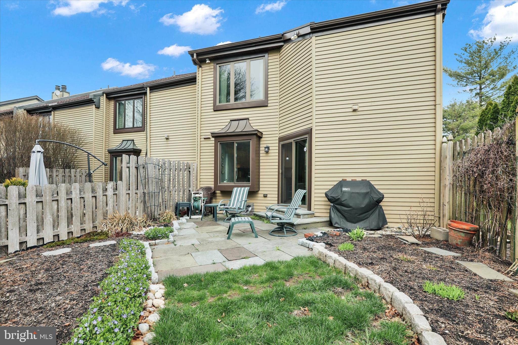 HEADLEY TRACE - Residential