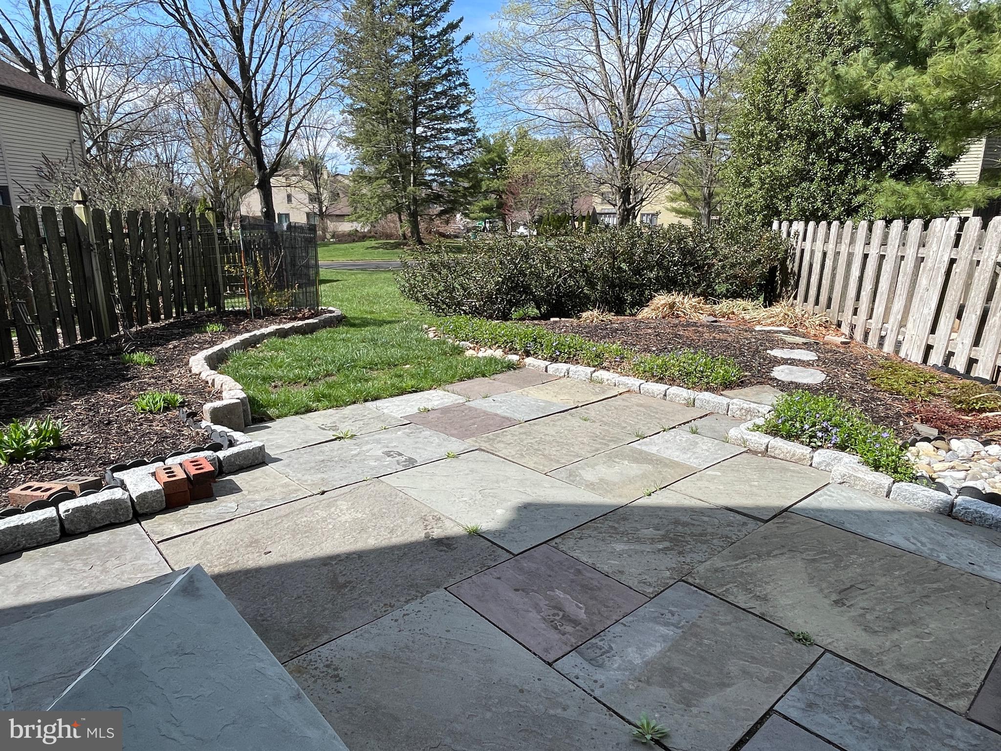 HEADLEY TRACE - Residential