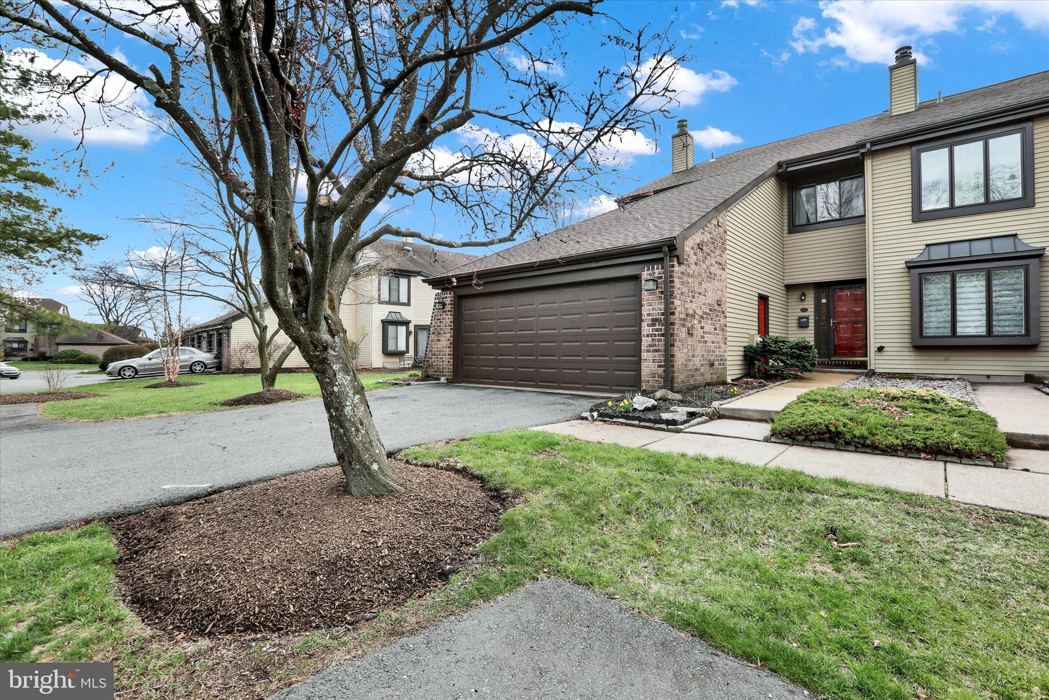 HEADLEY TRACE - Residential