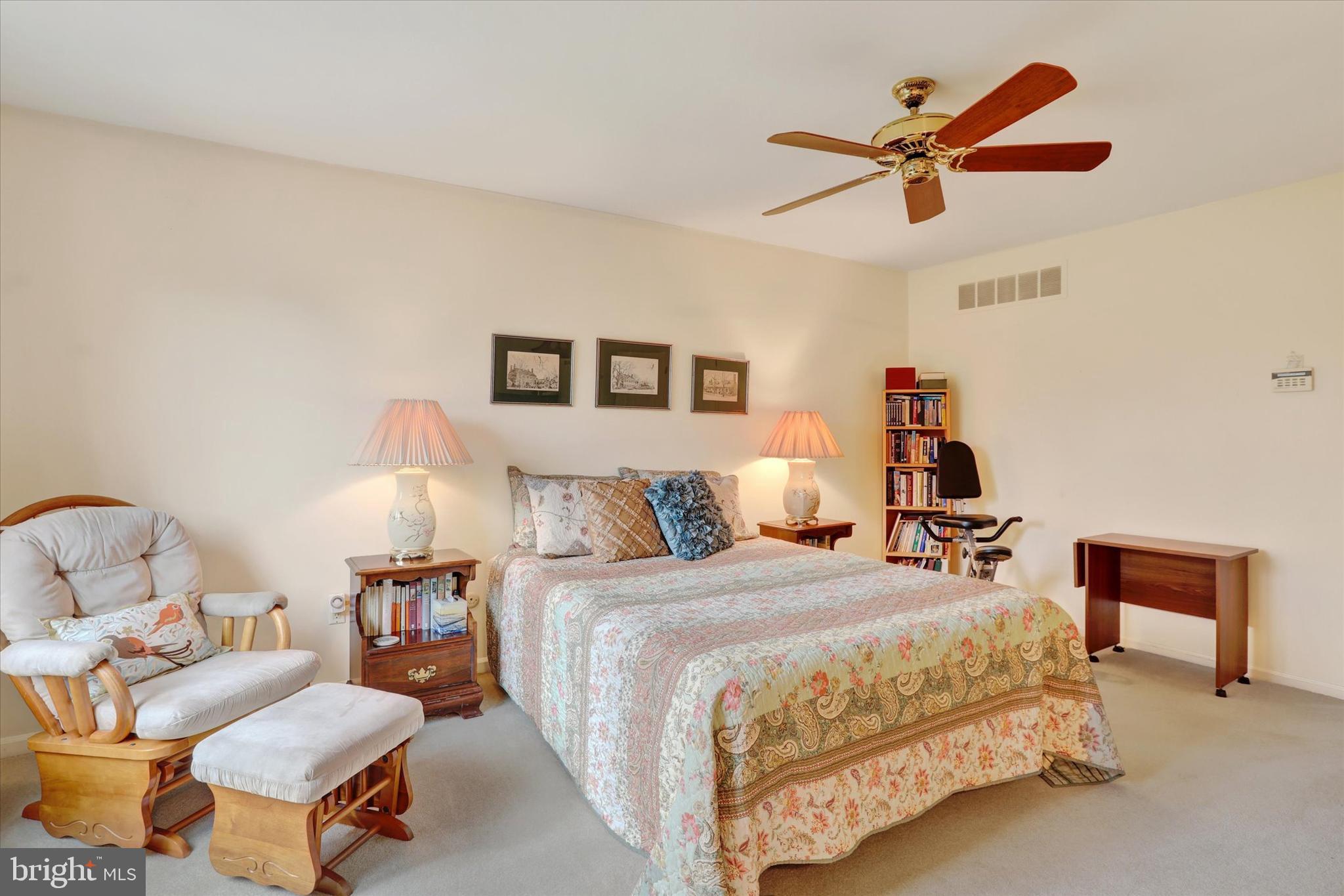 HEADLEY TRACE - Residential