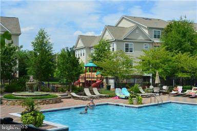 FAIRCREST - Residential Lease