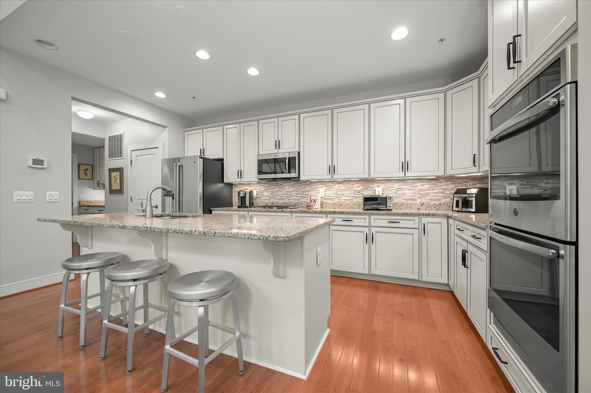 WALDEN WOODS - Residential